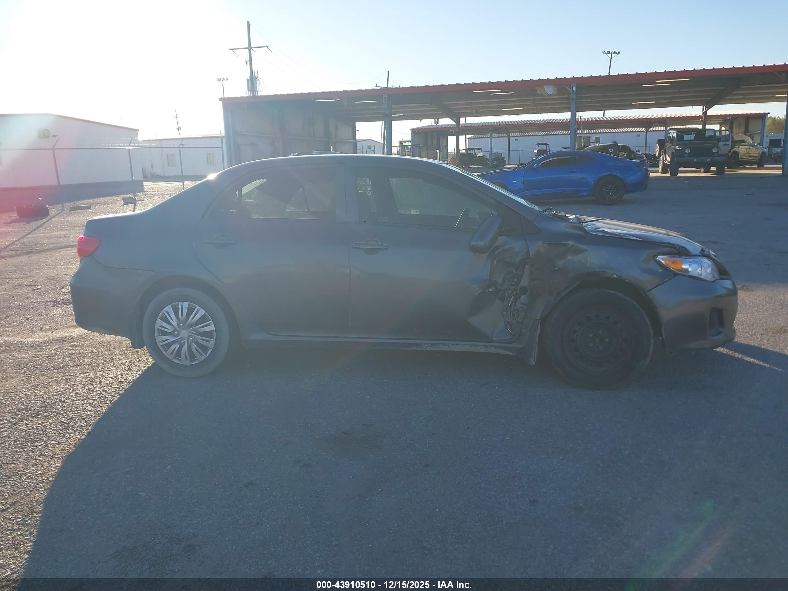 2013 Toyota Corolla L Gray vin: 5YFBU4EE0DP224860