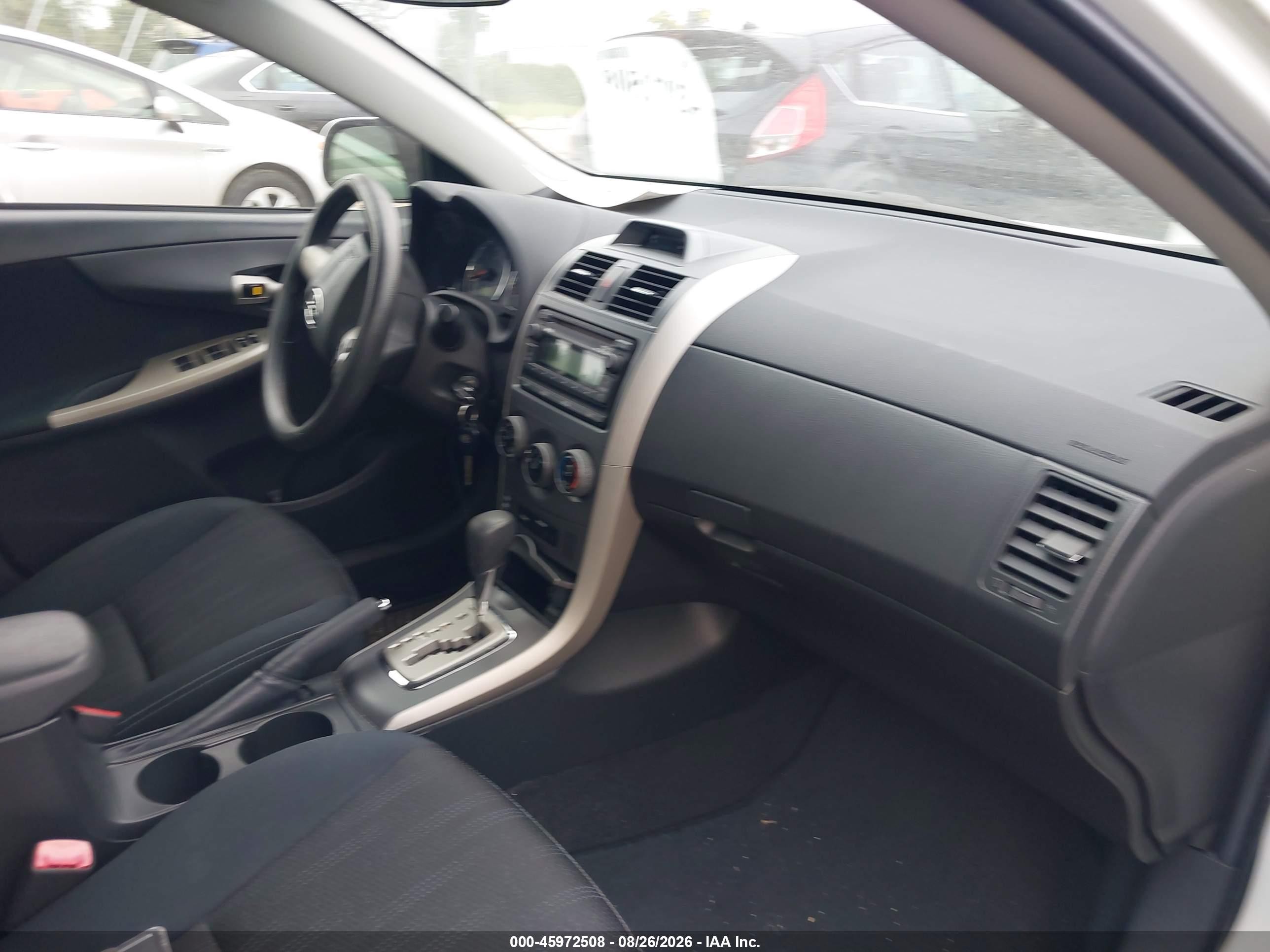 2012 Toyota Corolla S Белый vin: 5YFBU4EE1CP009034