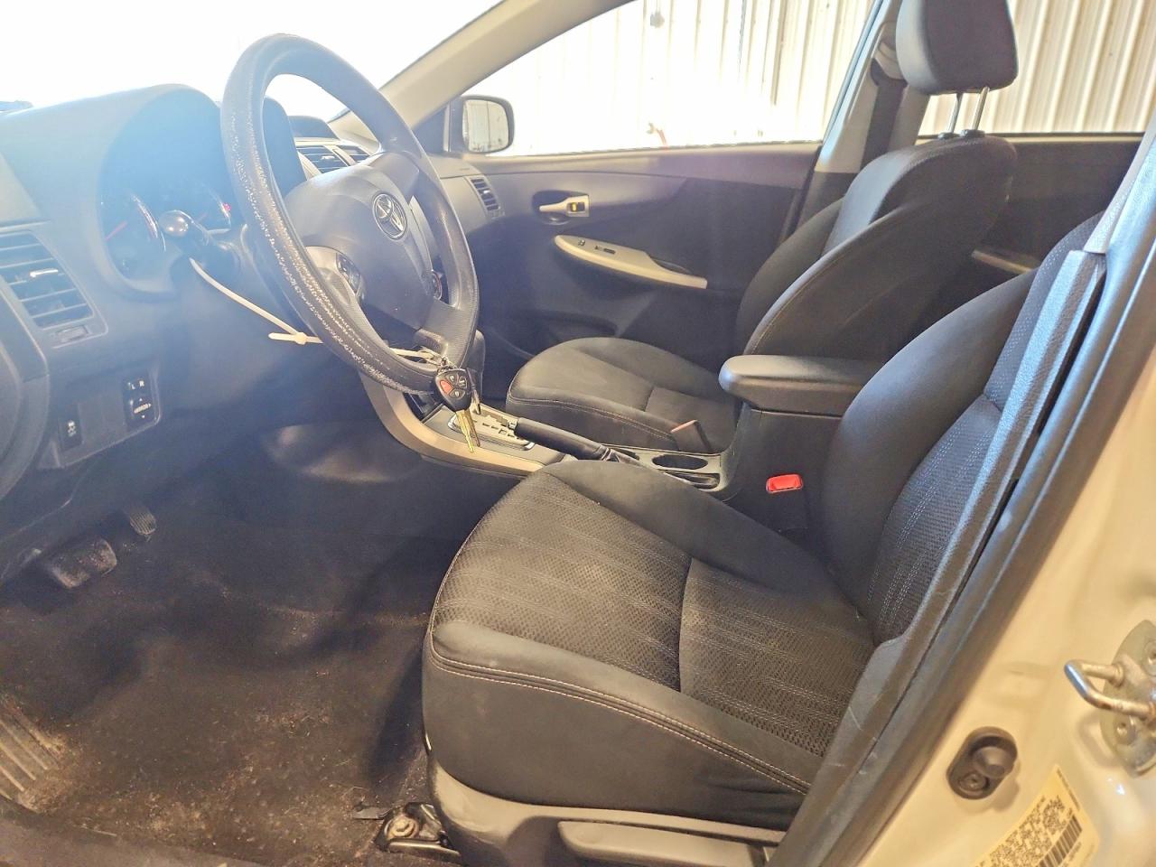 2012 Toyota Corolla S White vin: 5YFBU4EE1CP021068