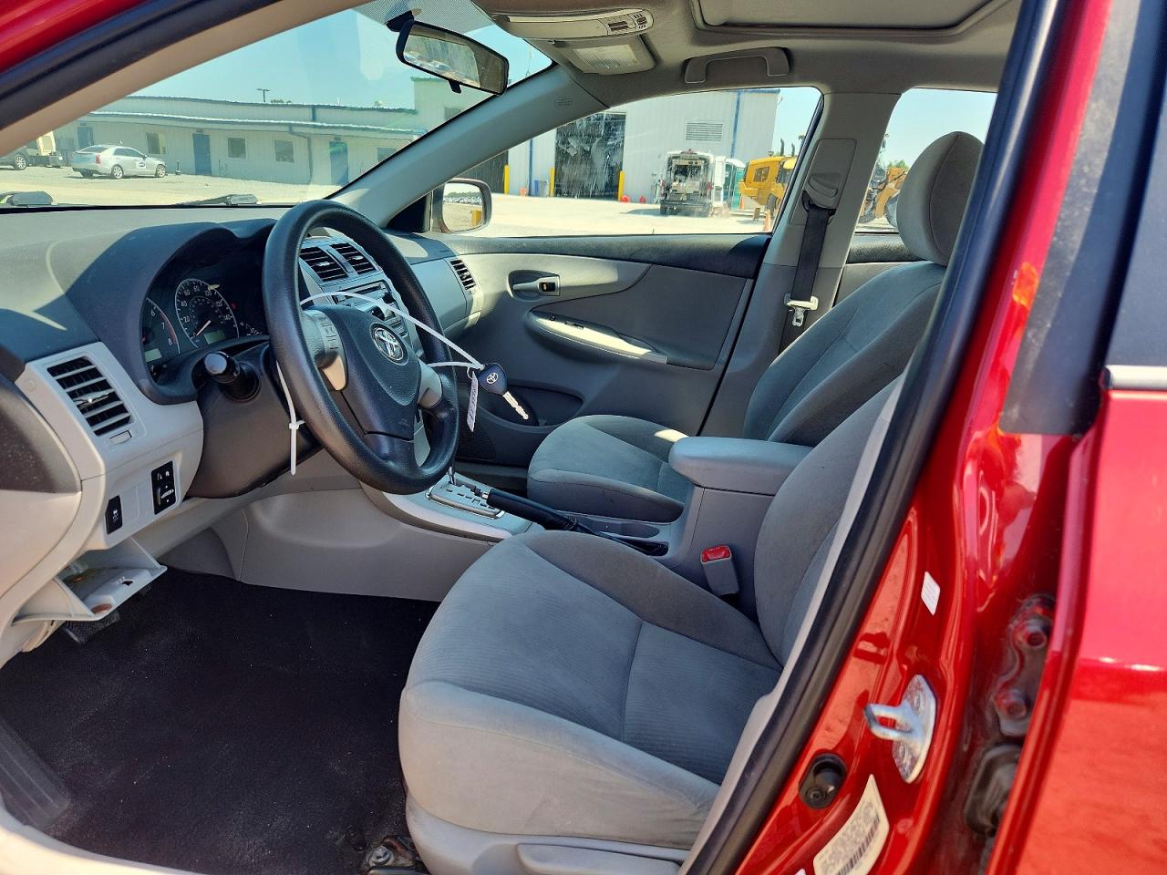 2012 Toyota Corolla Le Red vin: 5YFBU4EE1CP021345