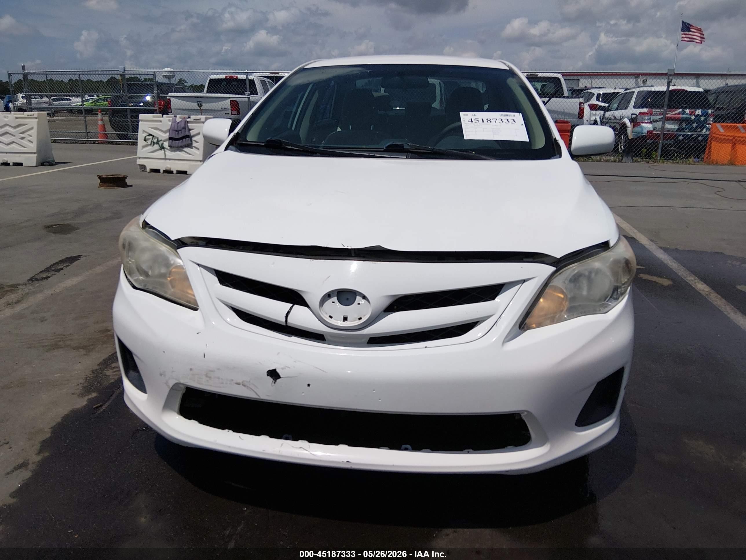 2012 Toyota Corolla L Белый vin: 5YFBU4EE1CP022396
