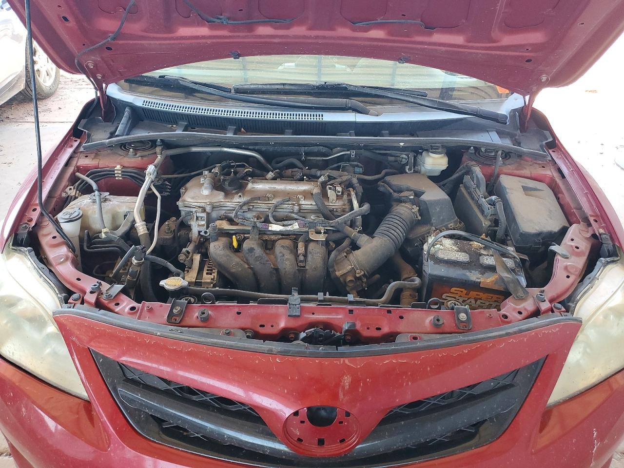2012 Toyota Corolla Le Red vin: 5YFBU4EE1CP027694
