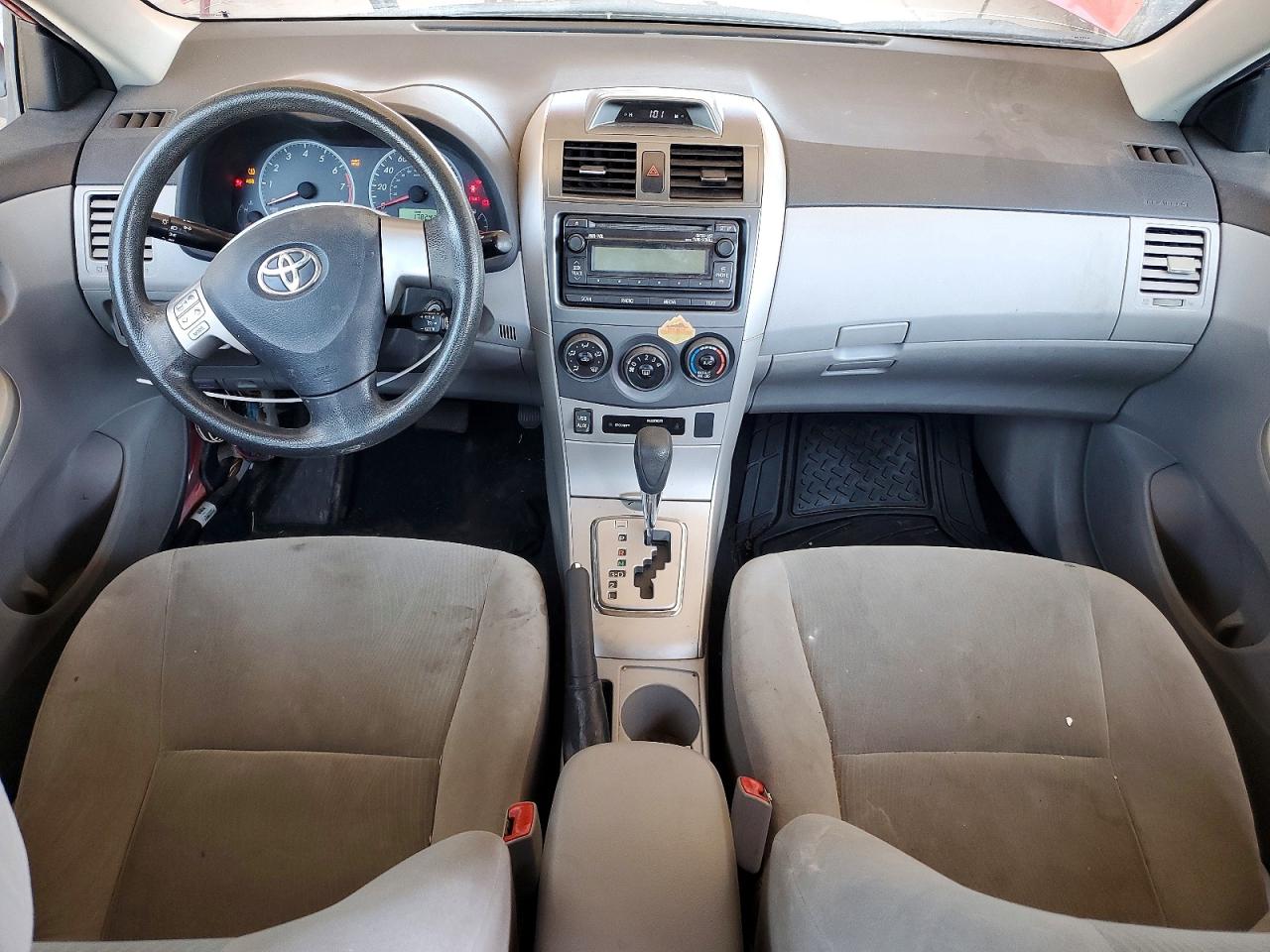 2012 Toyota Corolla Le Red vin: 5YFBU4EE1CP027694