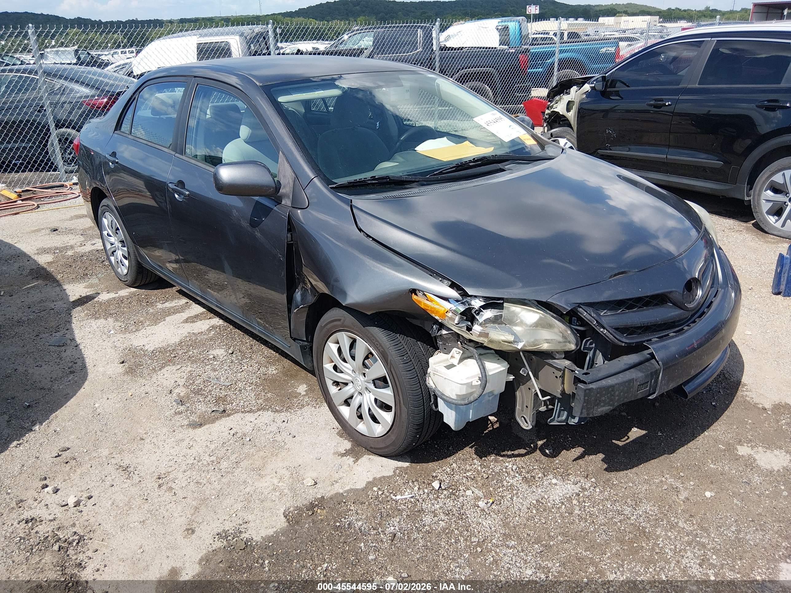2012 Toyota Corolla Le Gray vin: 5YFBU4EE1CP044222