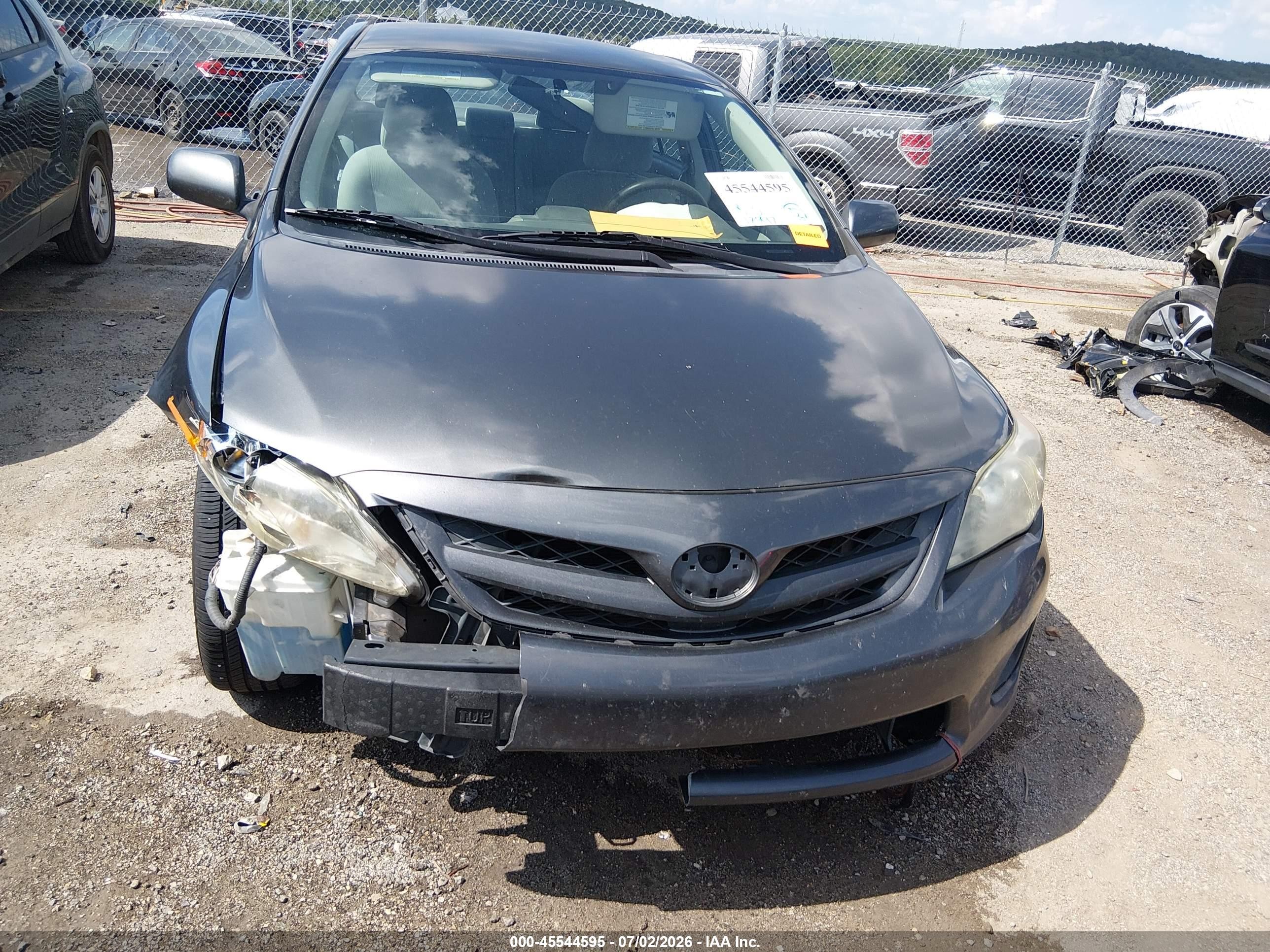 2012 Toyota Corolla Le Gray vin: 5YFBU4EE1CP044222