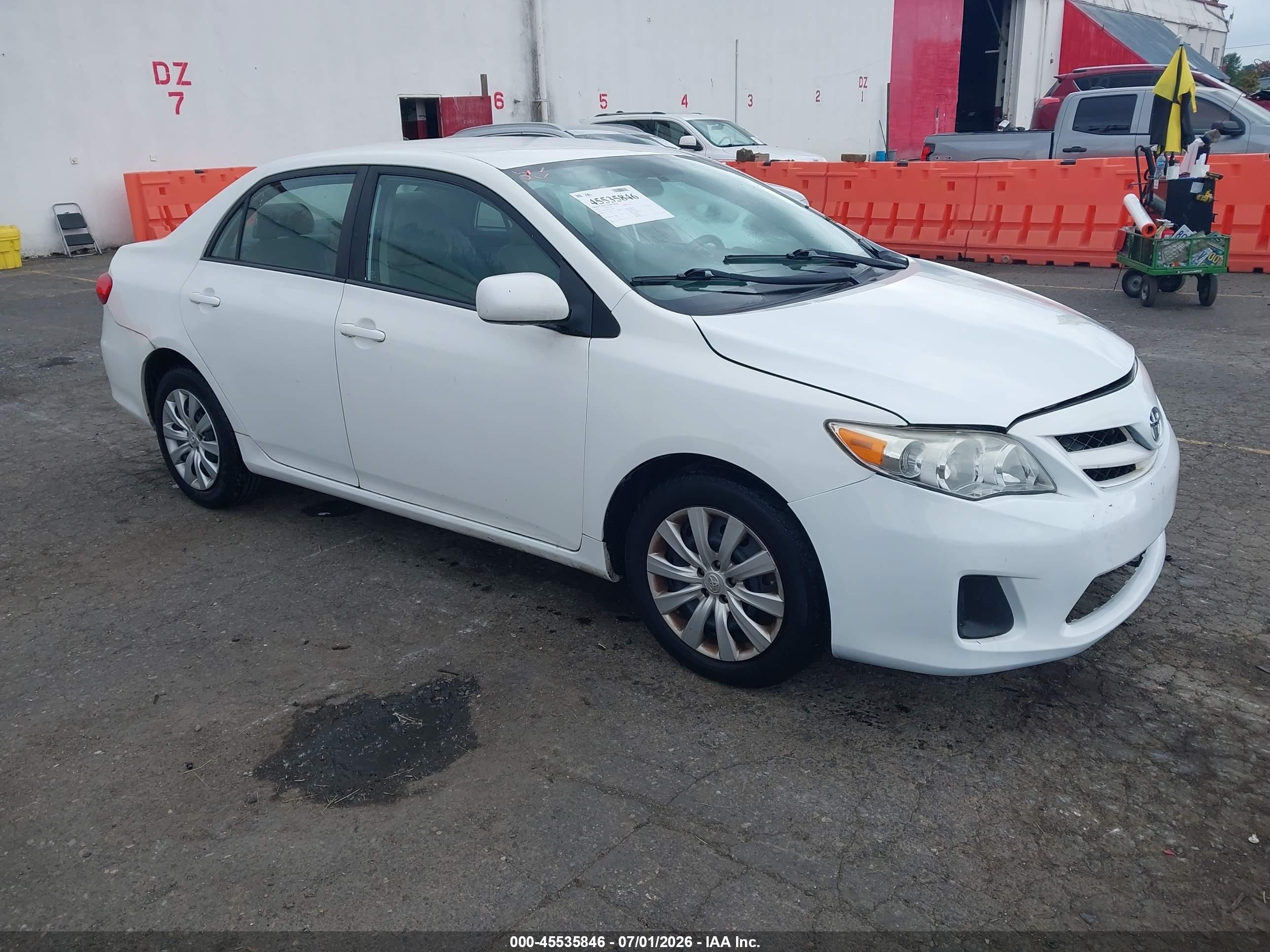 2012 Toyota Corolla Le White vin: 5YFBU4EE1CP050053