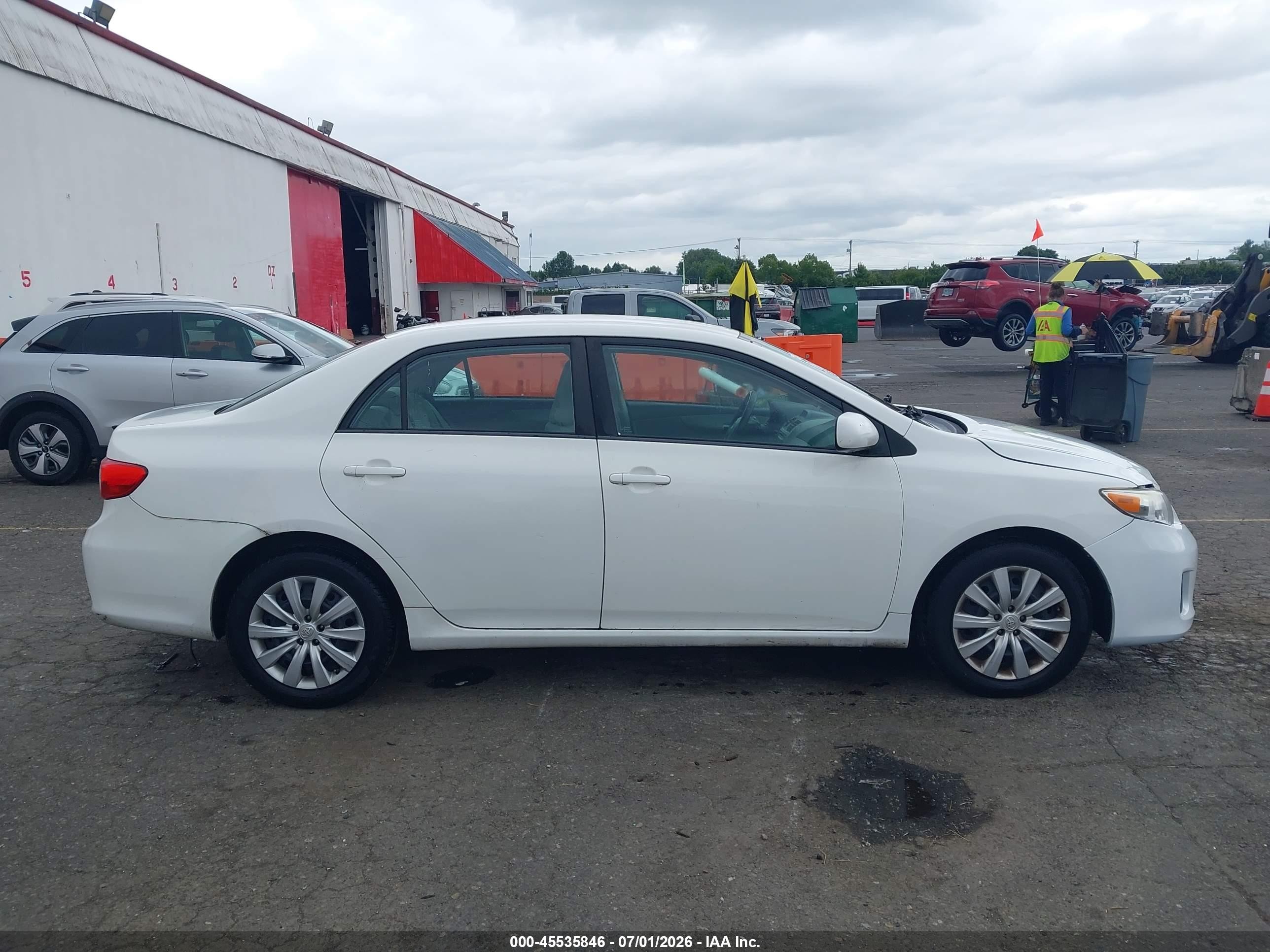2012 Toyota Corolla Le White vin: 5YFBU4EE1CP050053