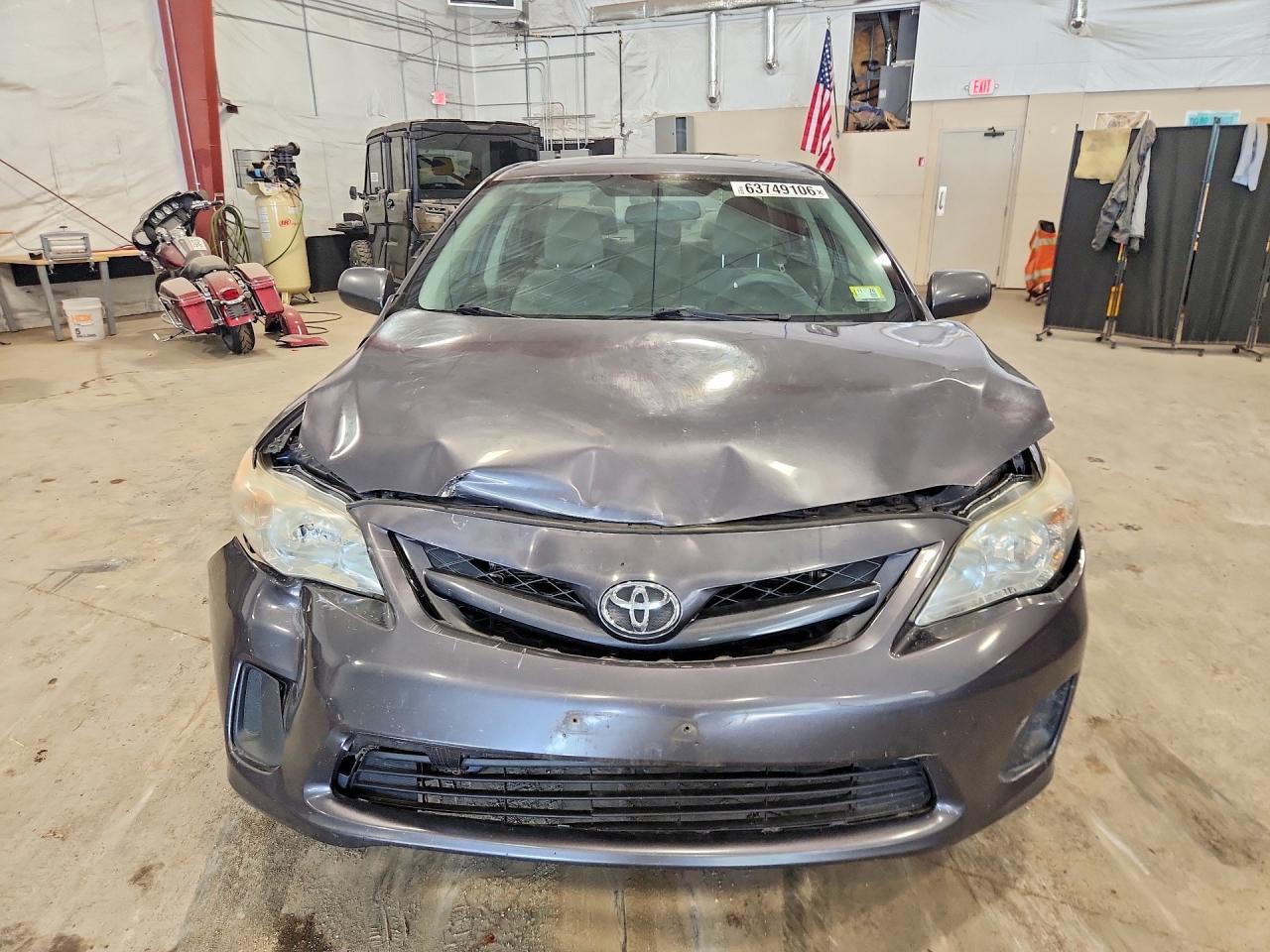 2012 Toyota Corolla Le Серый vin: 5YFBU4EE1CP050439
