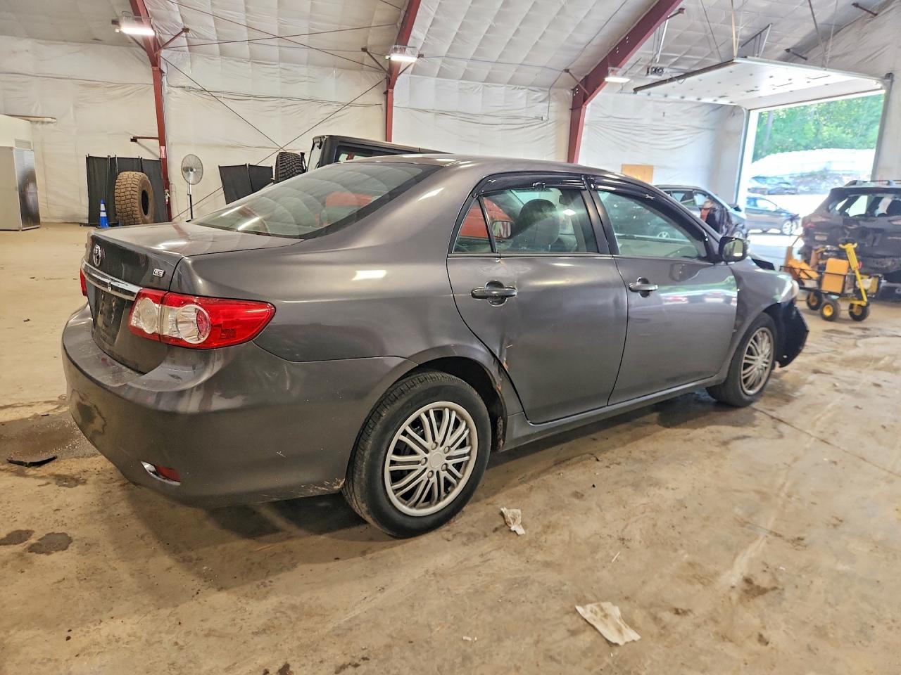 2012 Toyota Corolla Le Серый vin: 5YFBU4EE1CP050439