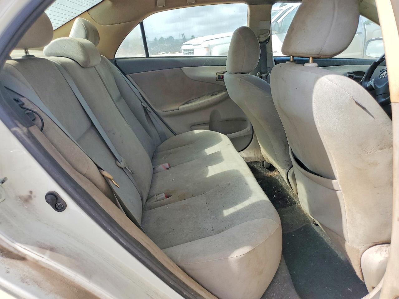 2012 Toyota Corolla Le White vin: 5YFBU4EE1CP056340