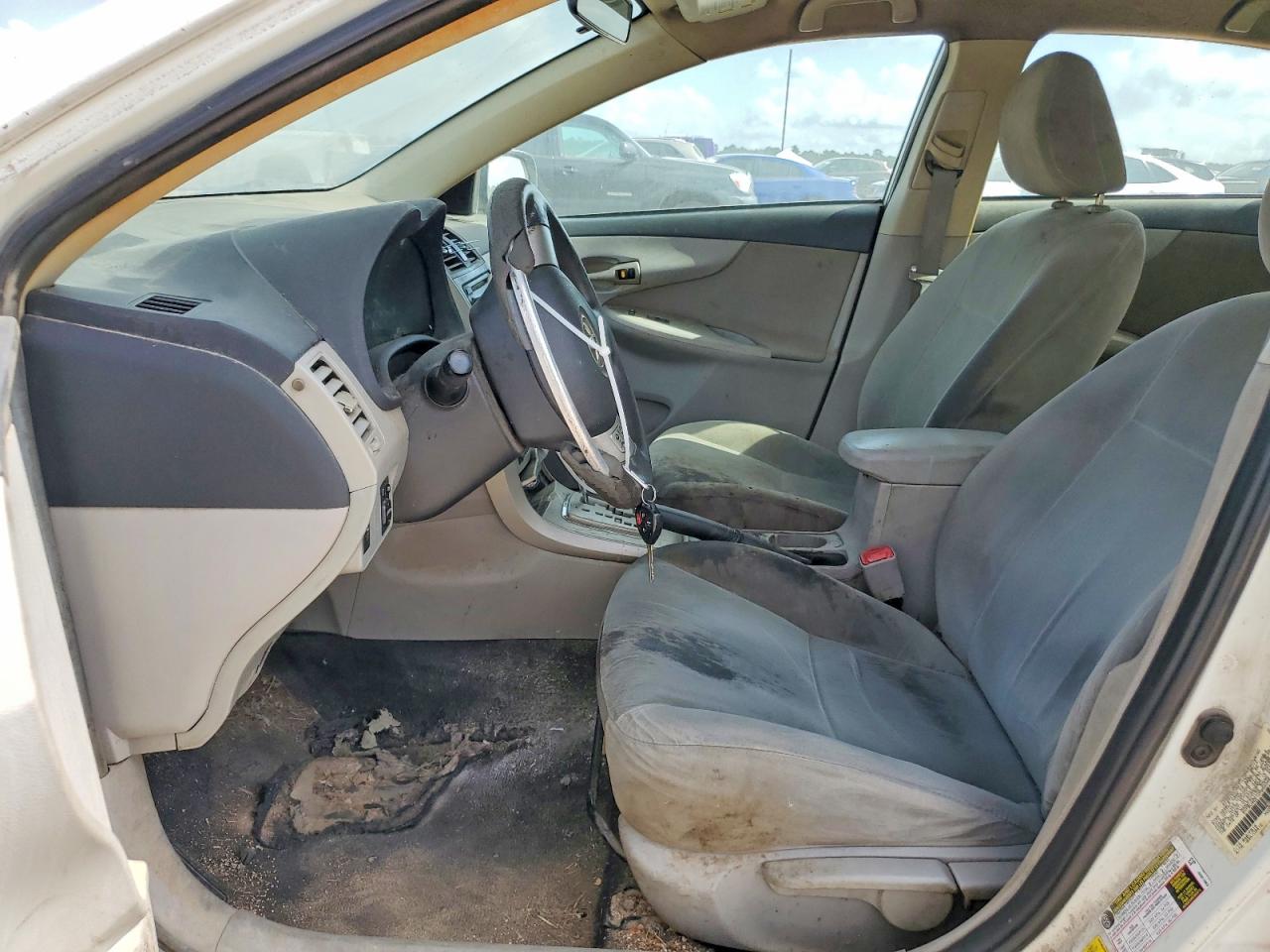 2012 Toyota Corolla Le White vin: 5YFBU4EE1CP056340