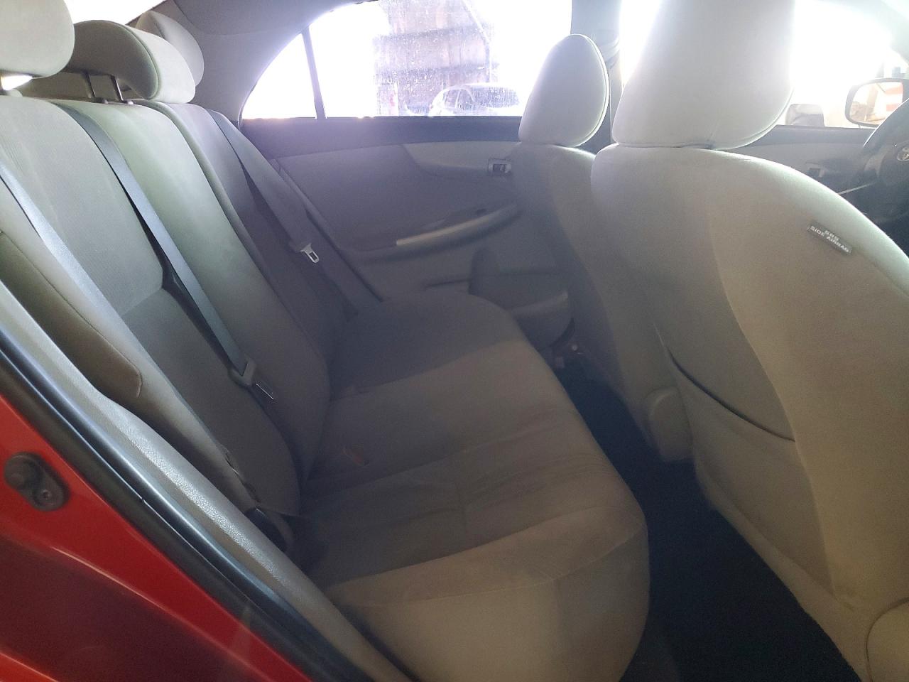 2012 Toyota Corolla Le Red vin: 5YFBU4EE1CP056533