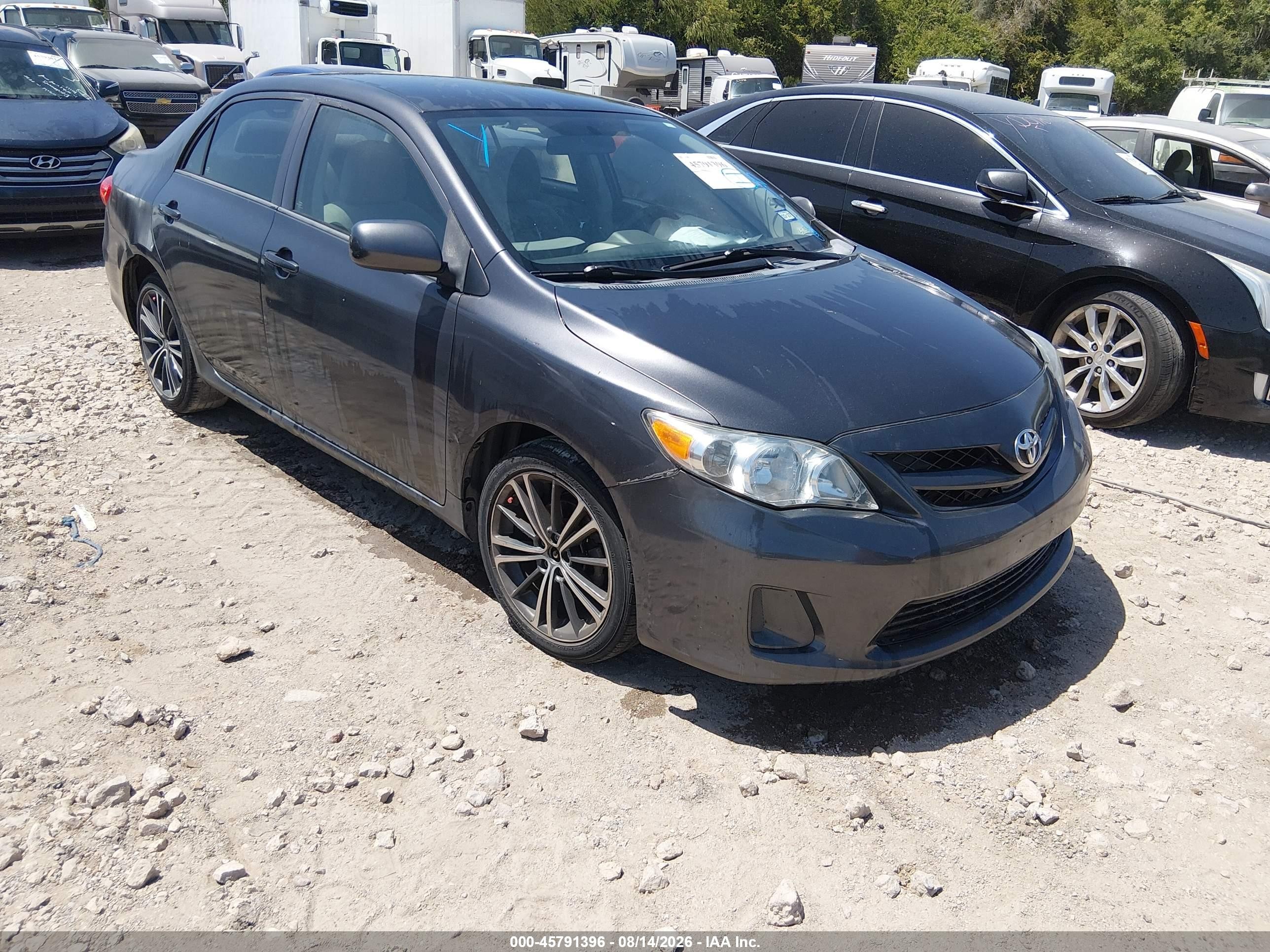 2013 Toyota Corolla L Gray vin: 5YFBU4EE1DP083068