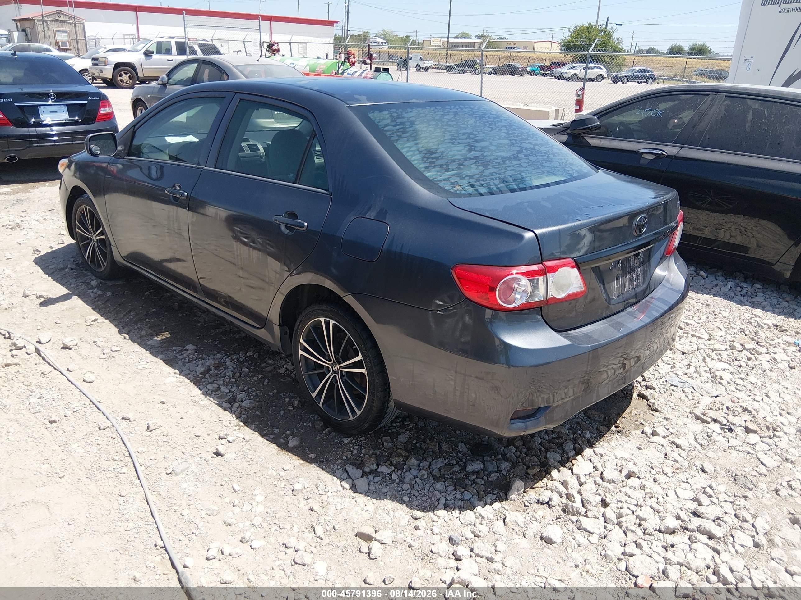 2013 Toyota Corolla L Gray vin: 5YFBU4EE1DP083068