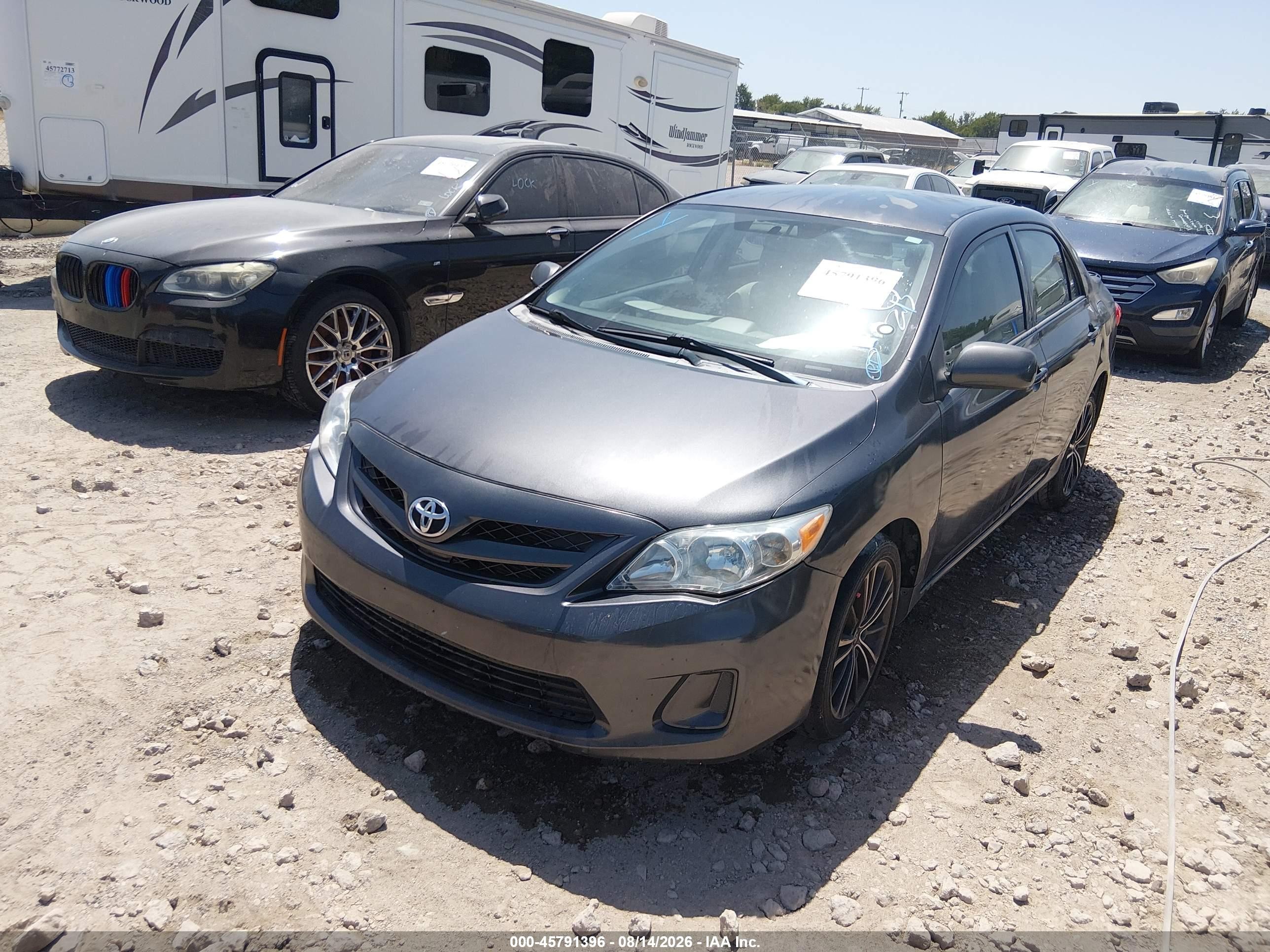 2013 Toyota Corolla L Gray vin: 5YFBU4EE1DP083068
