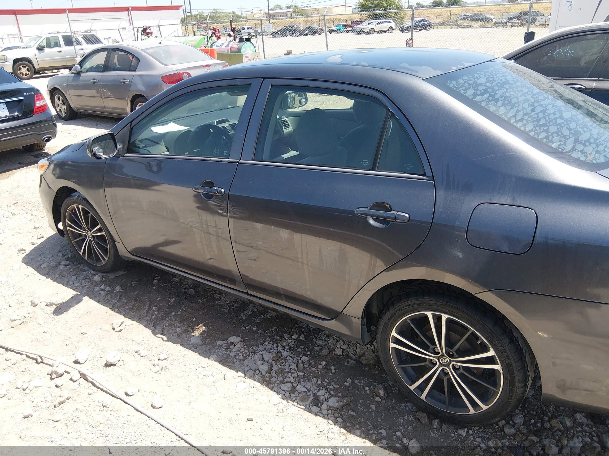 2013 Toyota Corolla L Gray vin: 5YFBU4EE1DP083068