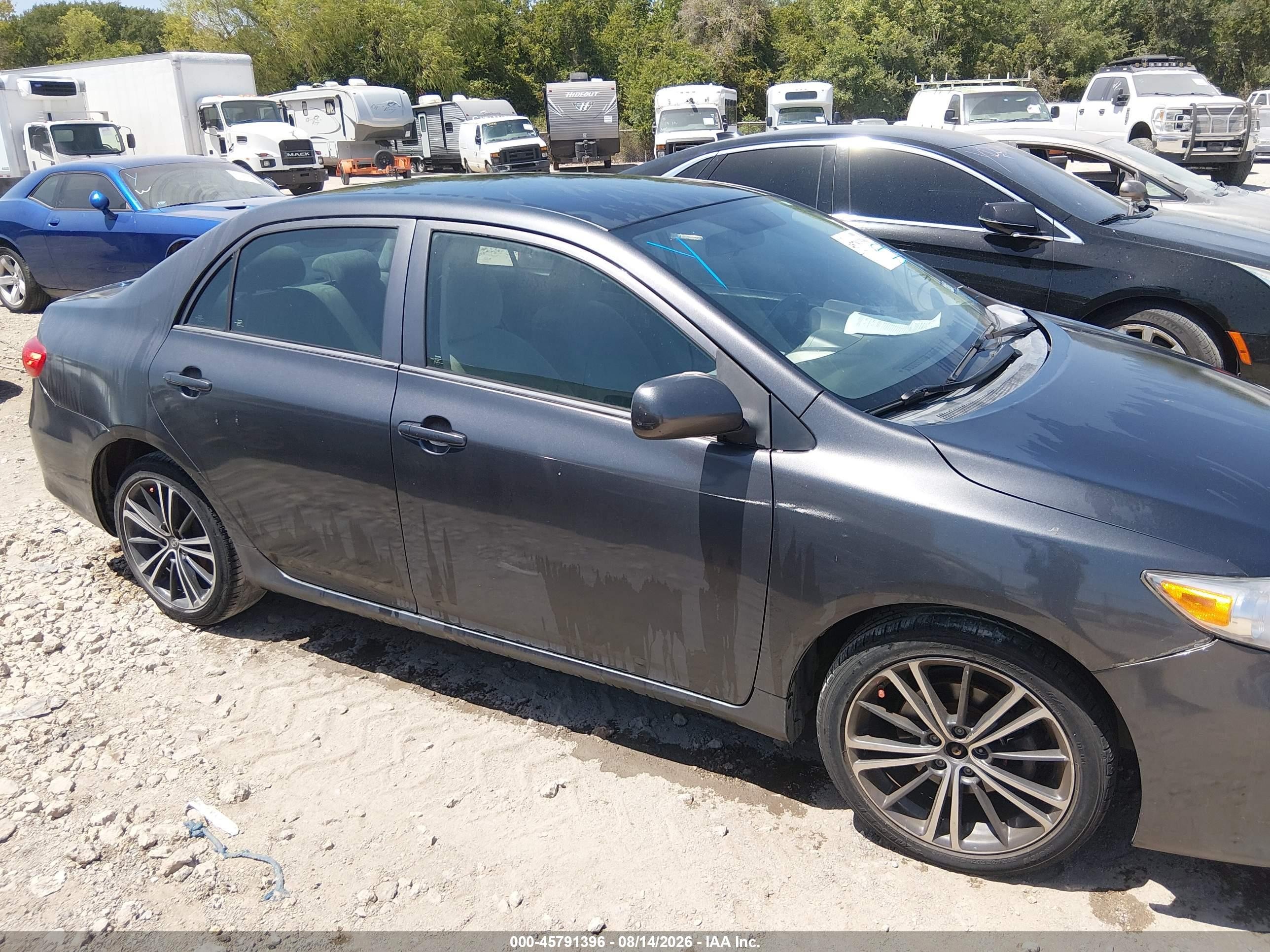 2013 Toyota Corolla L Gray vin: 5YFBU4EE1DP083068