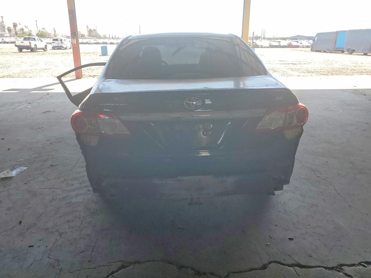 2013 Toyota Corolla Le Black vin: 5YFBU4EE1DP086908