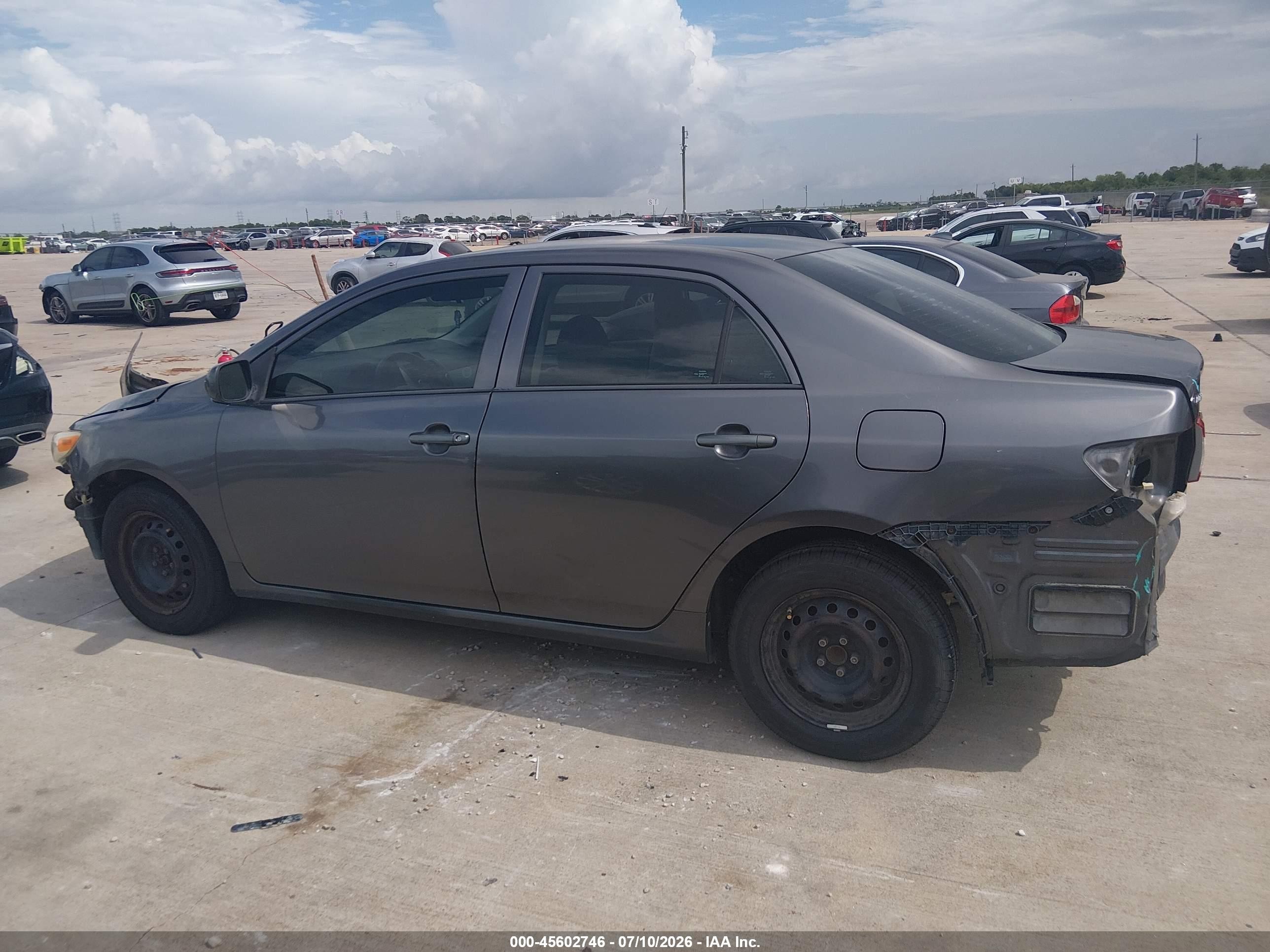 2013 Toyota Corolla L Gray vin: 5YFBU4EE1DP098251