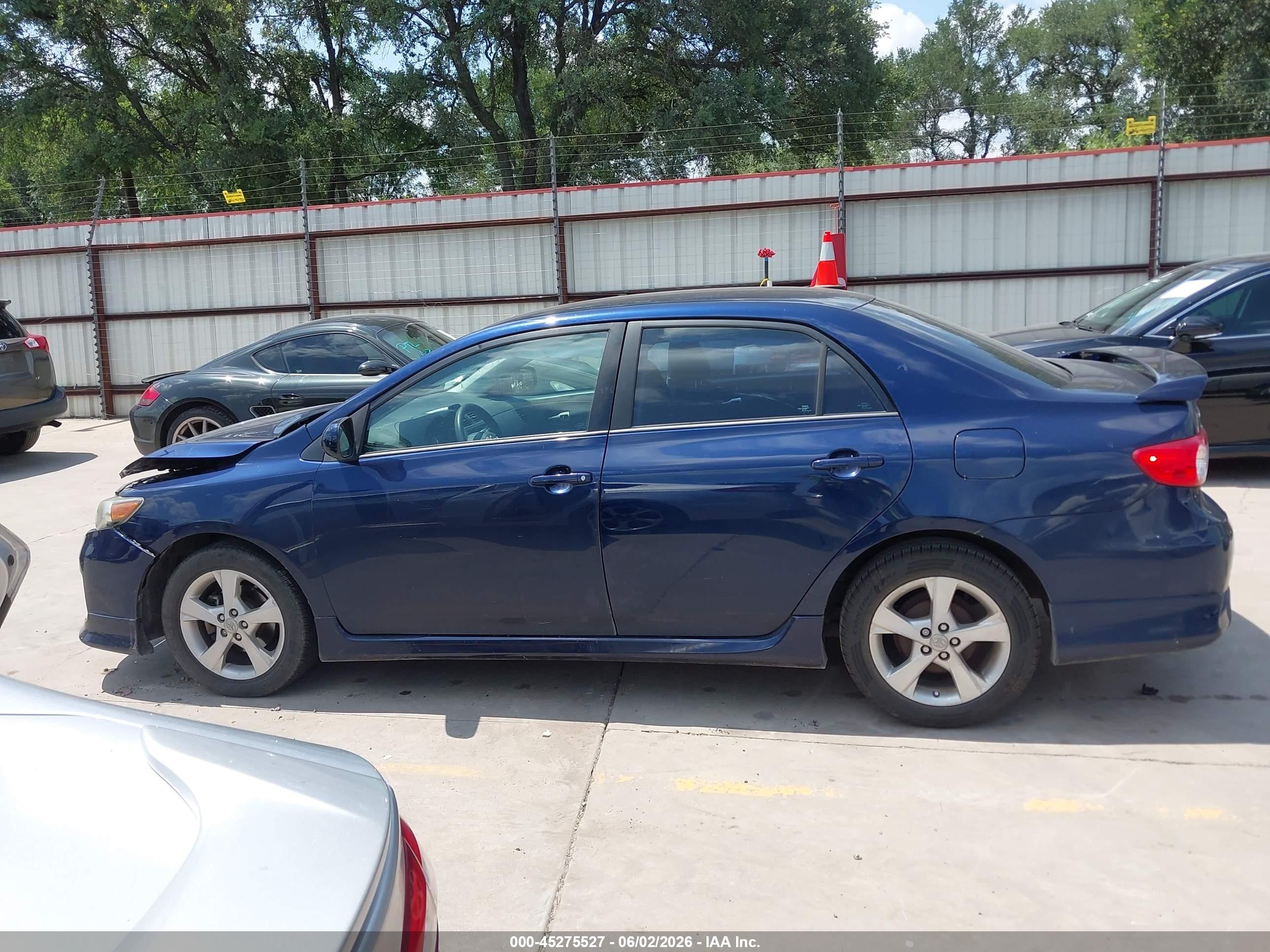 2013 Toyota Corolla S Blue vin: 5YFBU4EE1DP118935