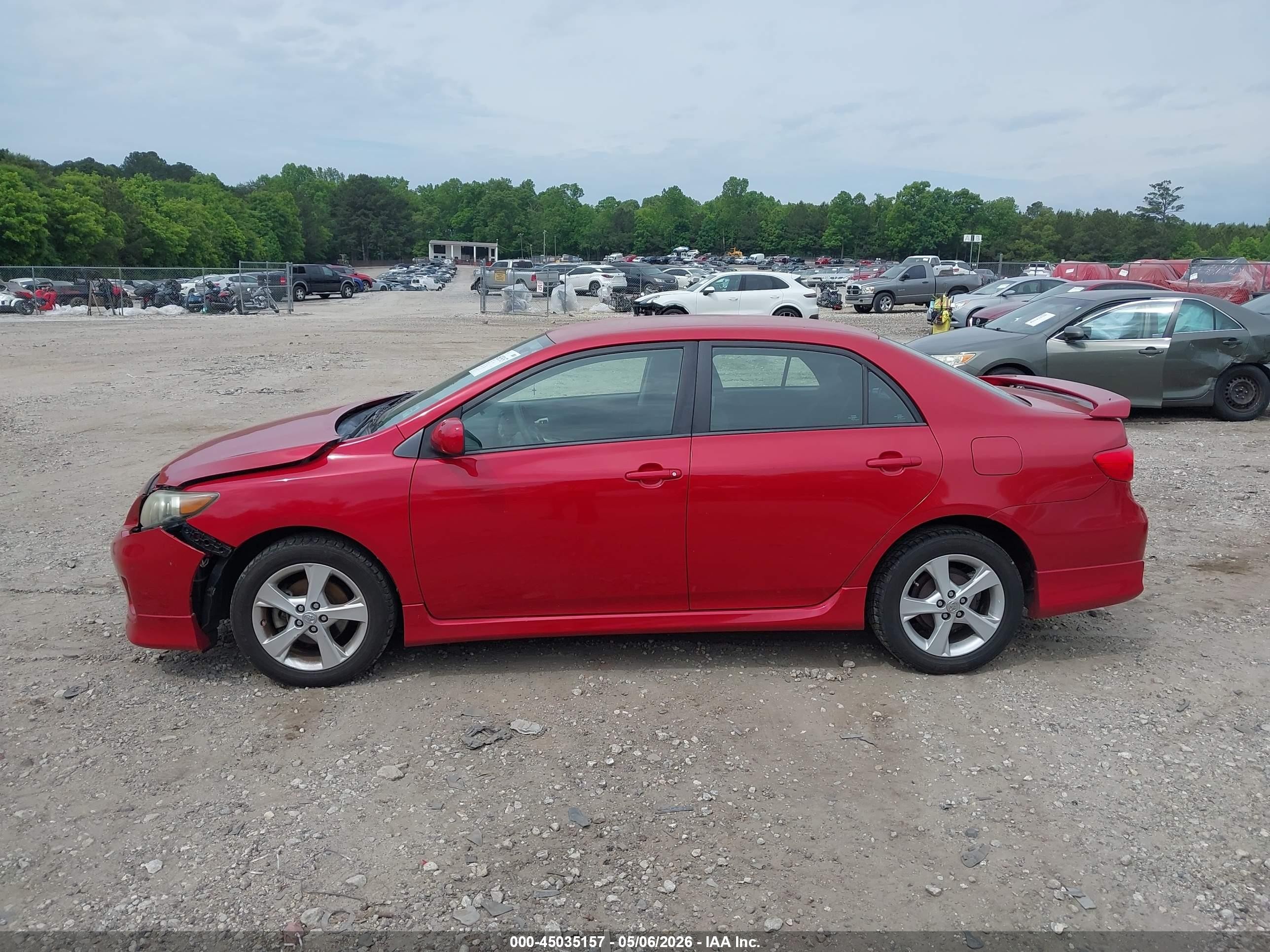 2013 Toyota Corolla S Red vin: 5YFBU4EE1DP135105
