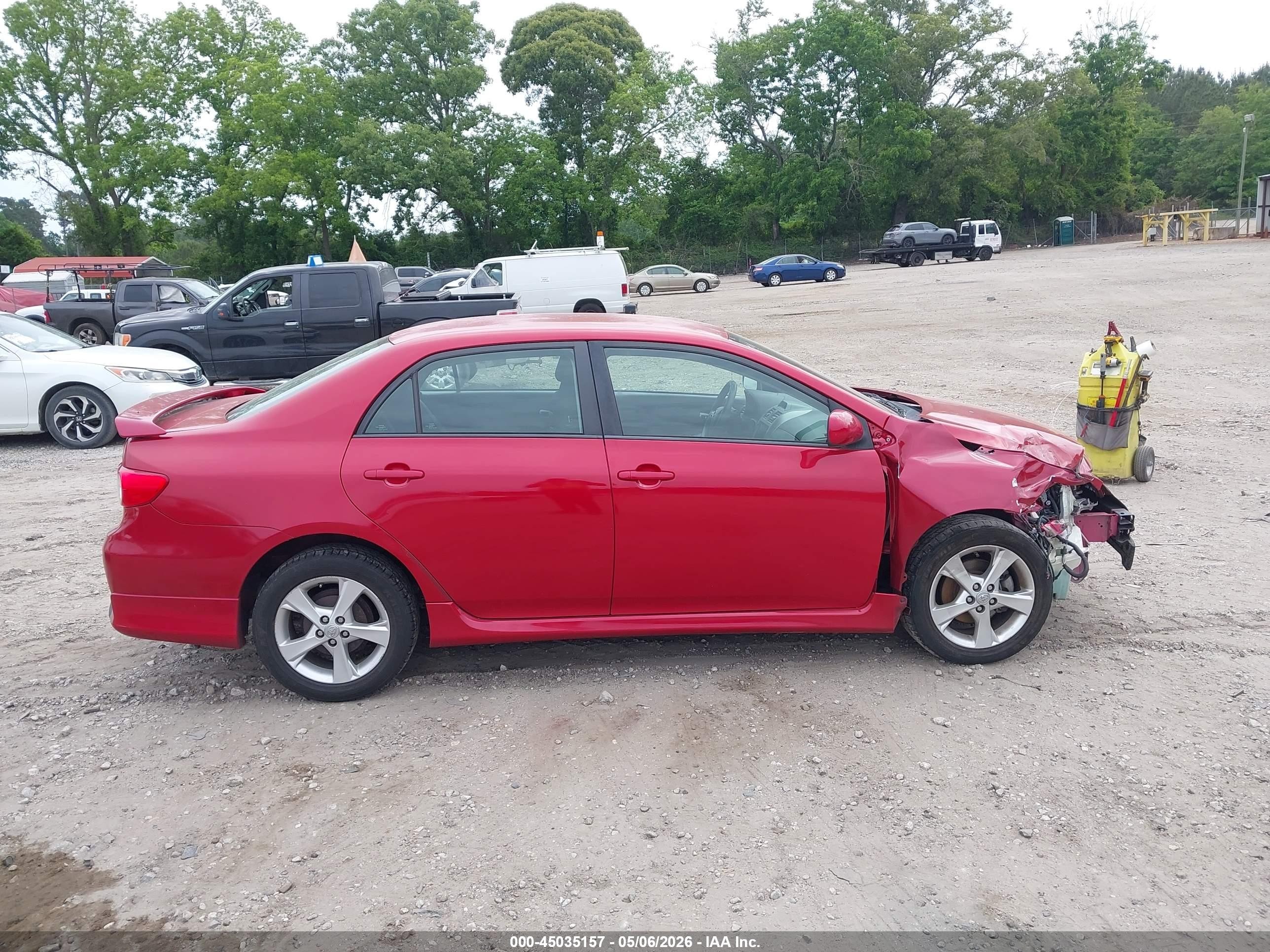 2013 Toyota Corolla S Red vin: 5YFBU4EE1DP135105
