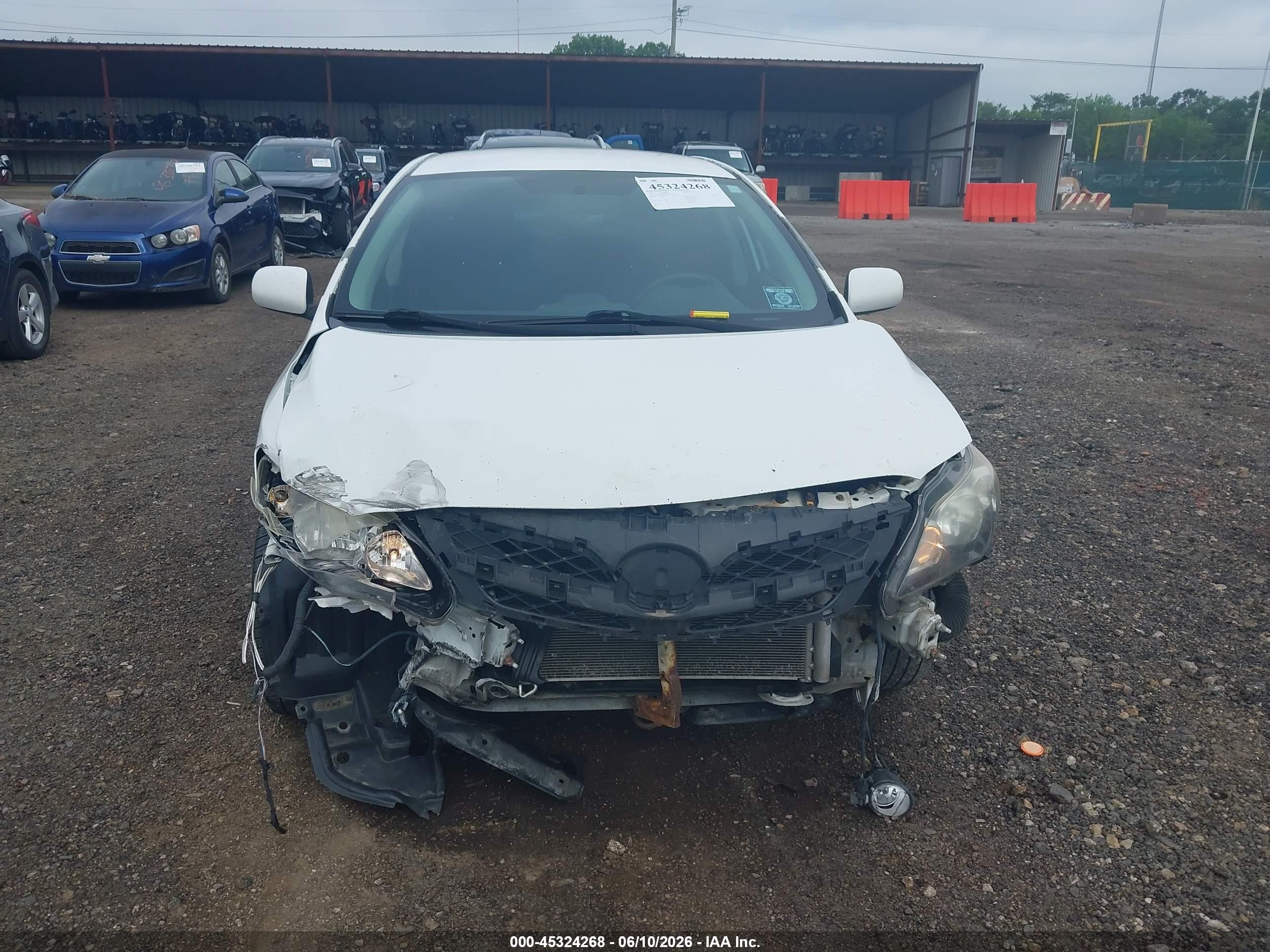 2013 Toyota Corolla S Белый vin: 5YFBU4EE1DP135654