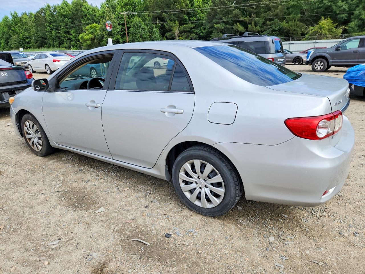 2013 Toyota Corolla Le Silver vin: 5YFBU4EE1DP135914