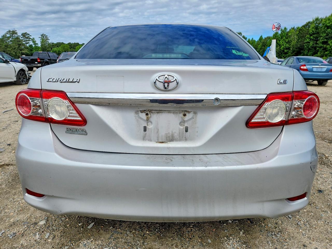 2013 Toyota Corolla Le Silver vin: 5YFBU4EE1DP135914