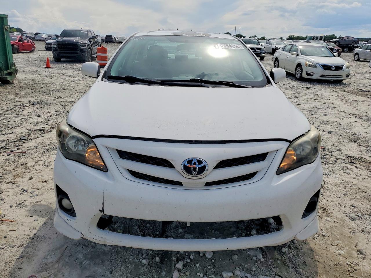 2013 Toyota Corolla S White vin: 5YFBU4EE1DP141230