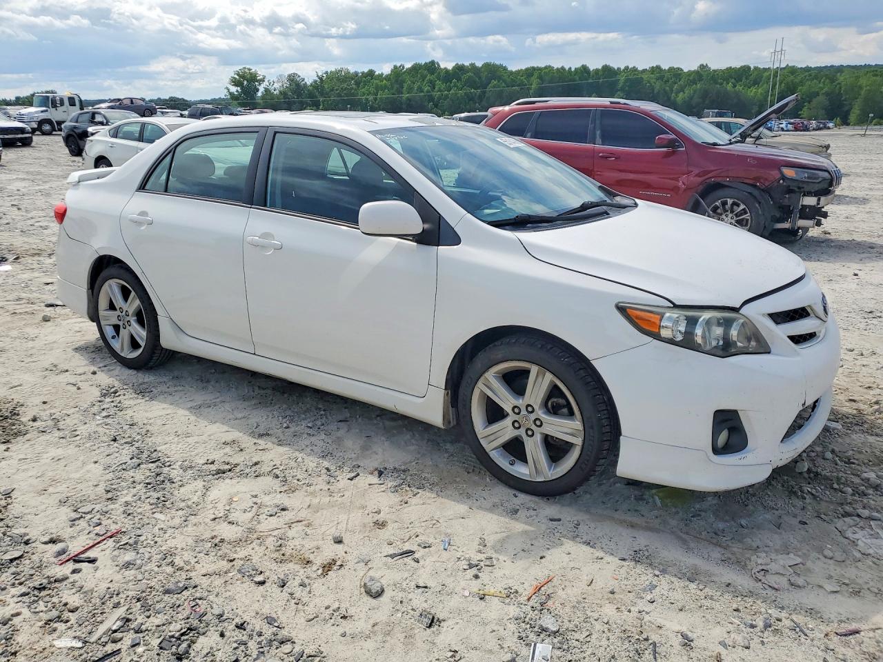 2013 Toyota Corolla S White vin: 5YFBU4EE1DP141230