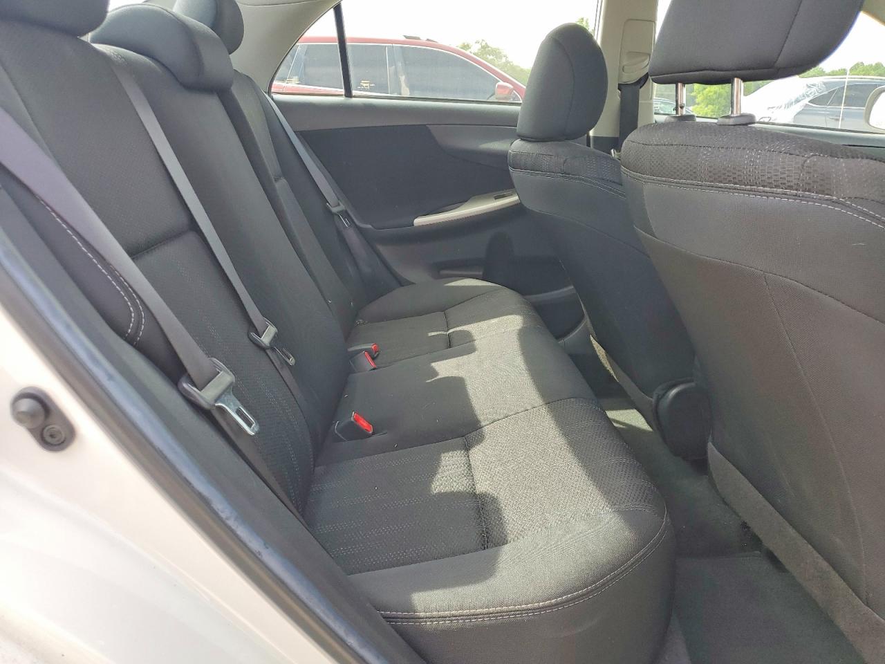 2013 Toyota Corolla S White vin: 5YFBU4EE1DP141230