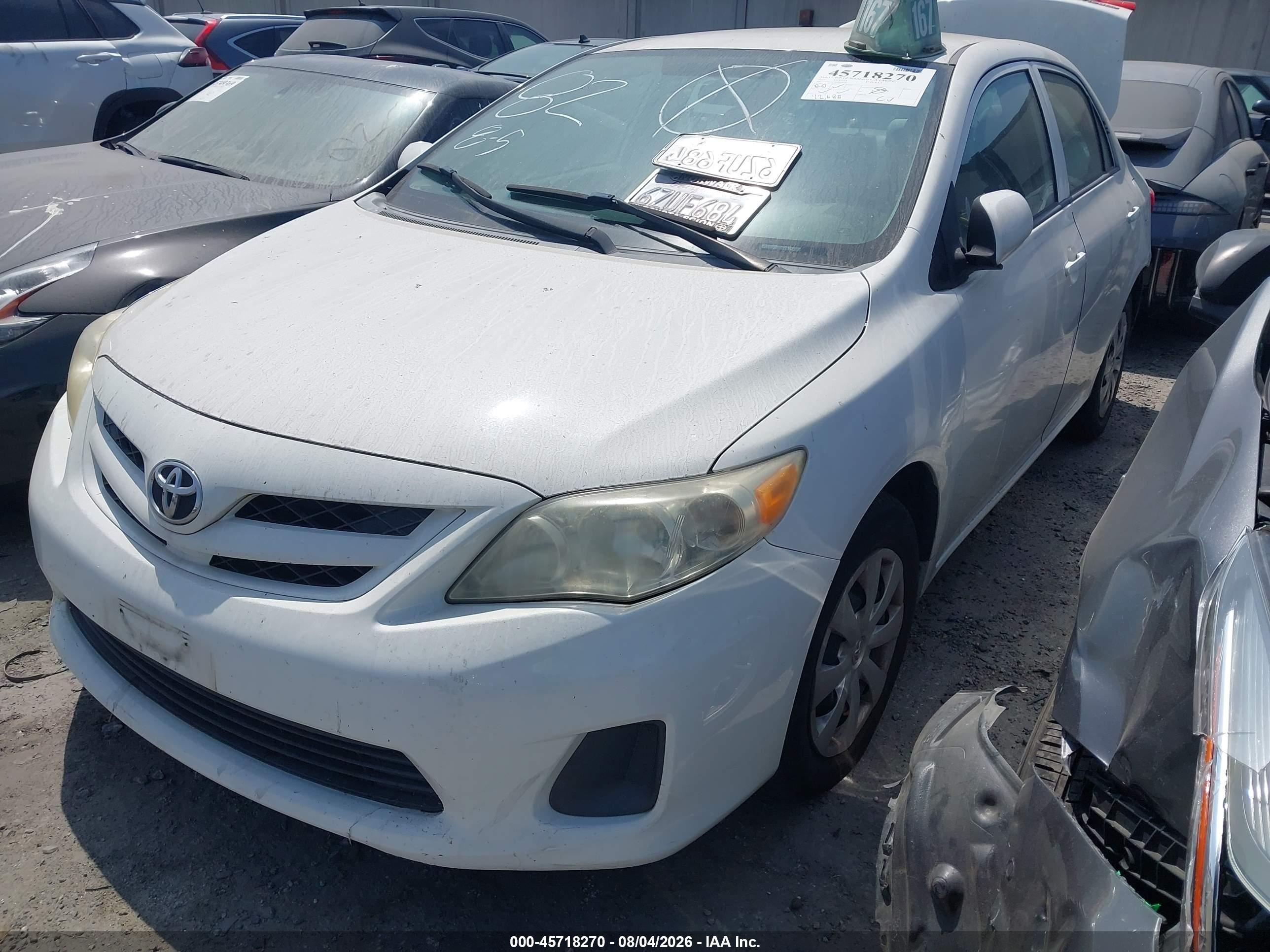 2013 Toyota Corolla L Белый vin: 5YFBU4EE1DP149716
