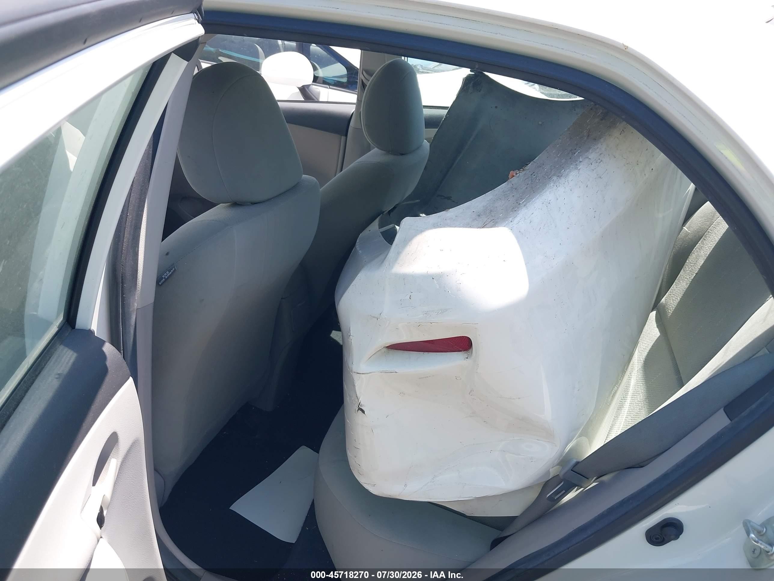 2013 Toyota Corolla L Белый vin: 5YFBU4EE1DP149716