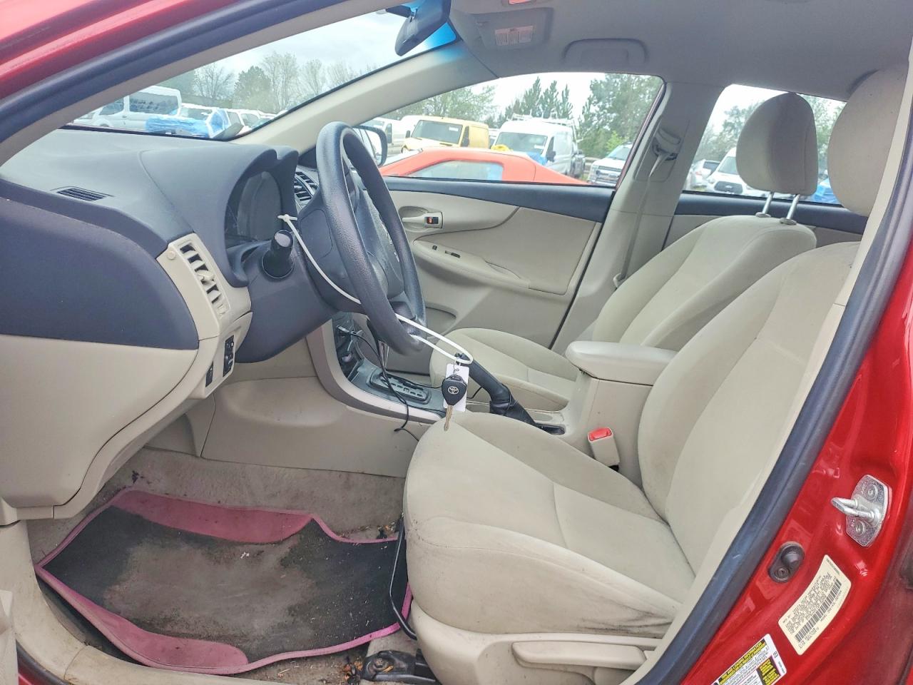 2013 Toyota Corolla L Красный vin: 5YFBU4EE1DP152860