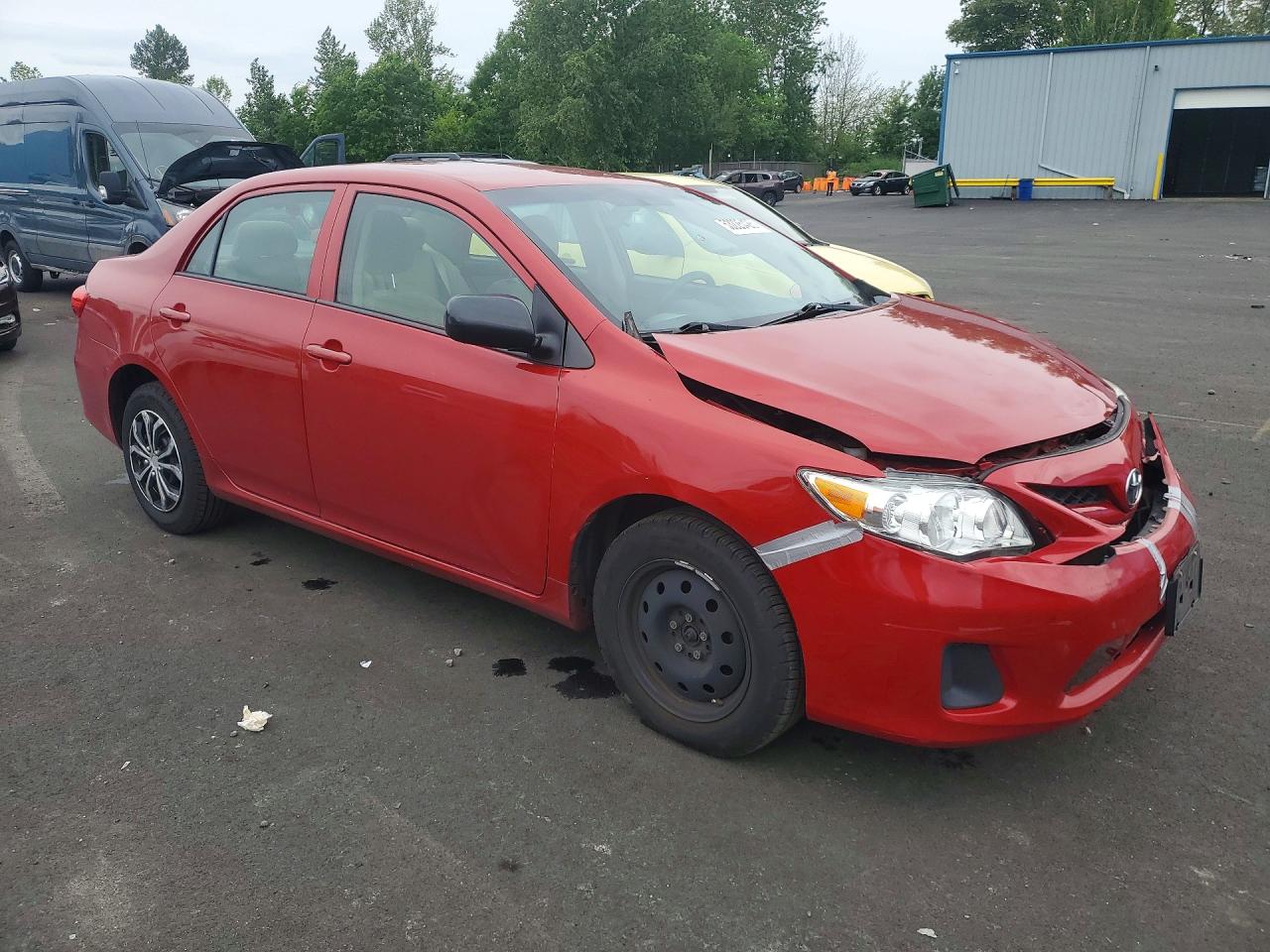2013 Toyota Corolla L Красный vin: 5YFBU4EE1DP152860