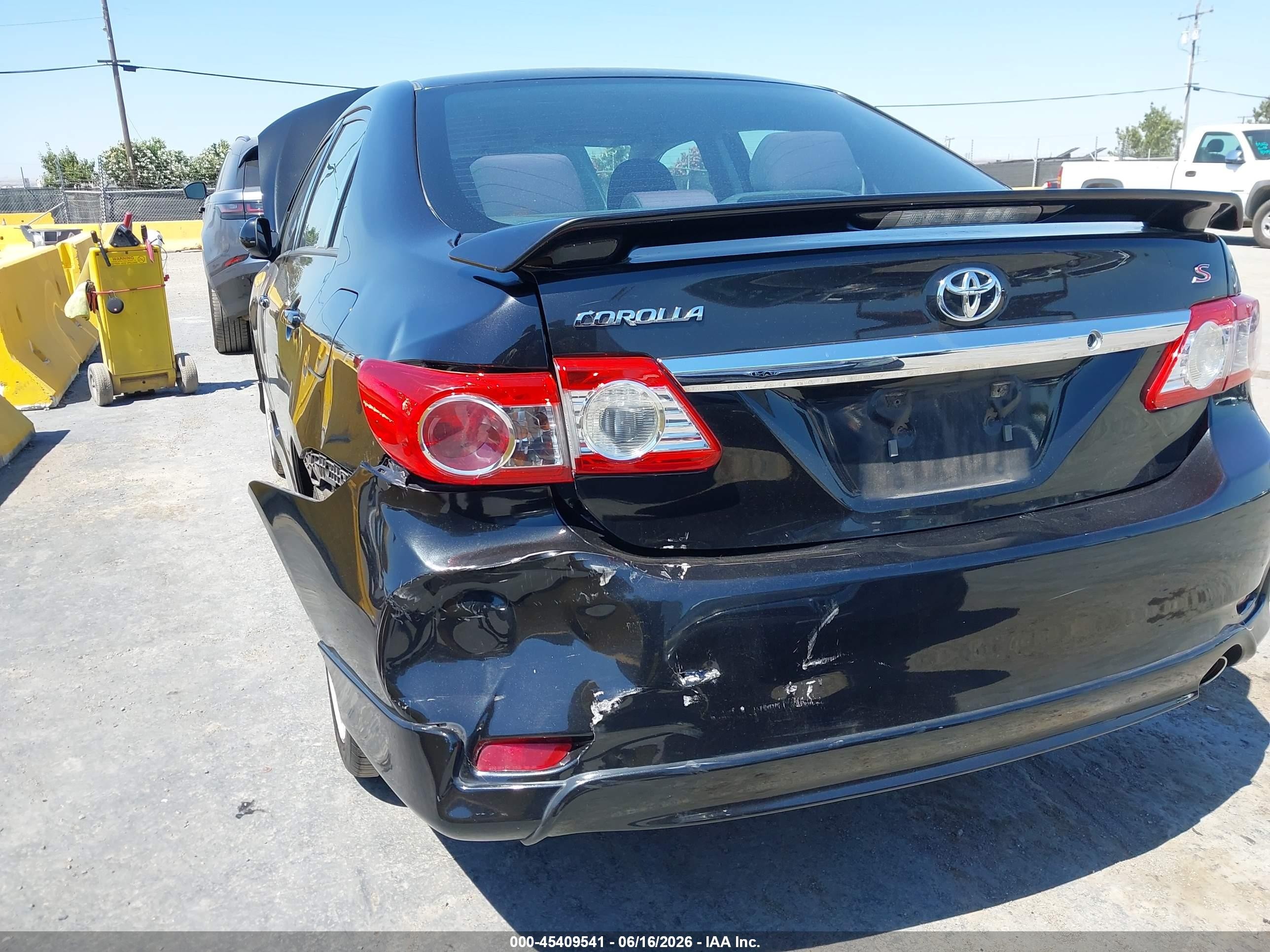 2013 Toyota Corolla S Black vin: 5YFBU4EE1DP155175