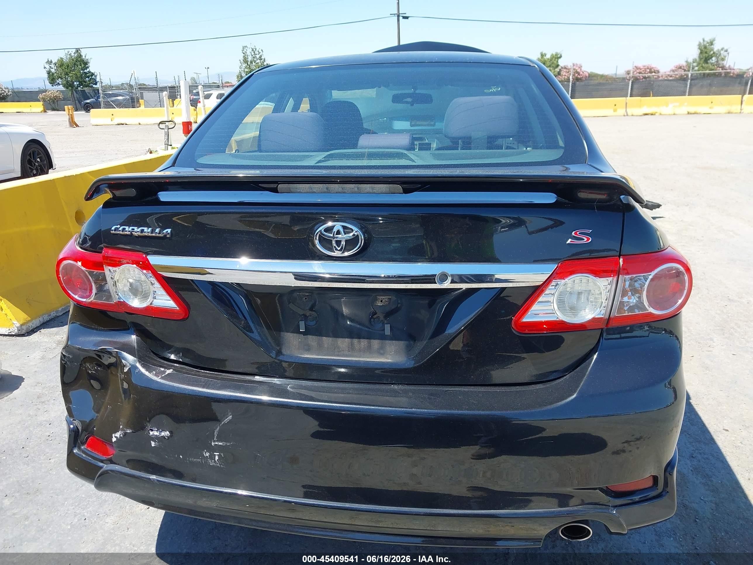 2013 Toyota Corolla S Black vin: 5YFBU4EE1DP155175