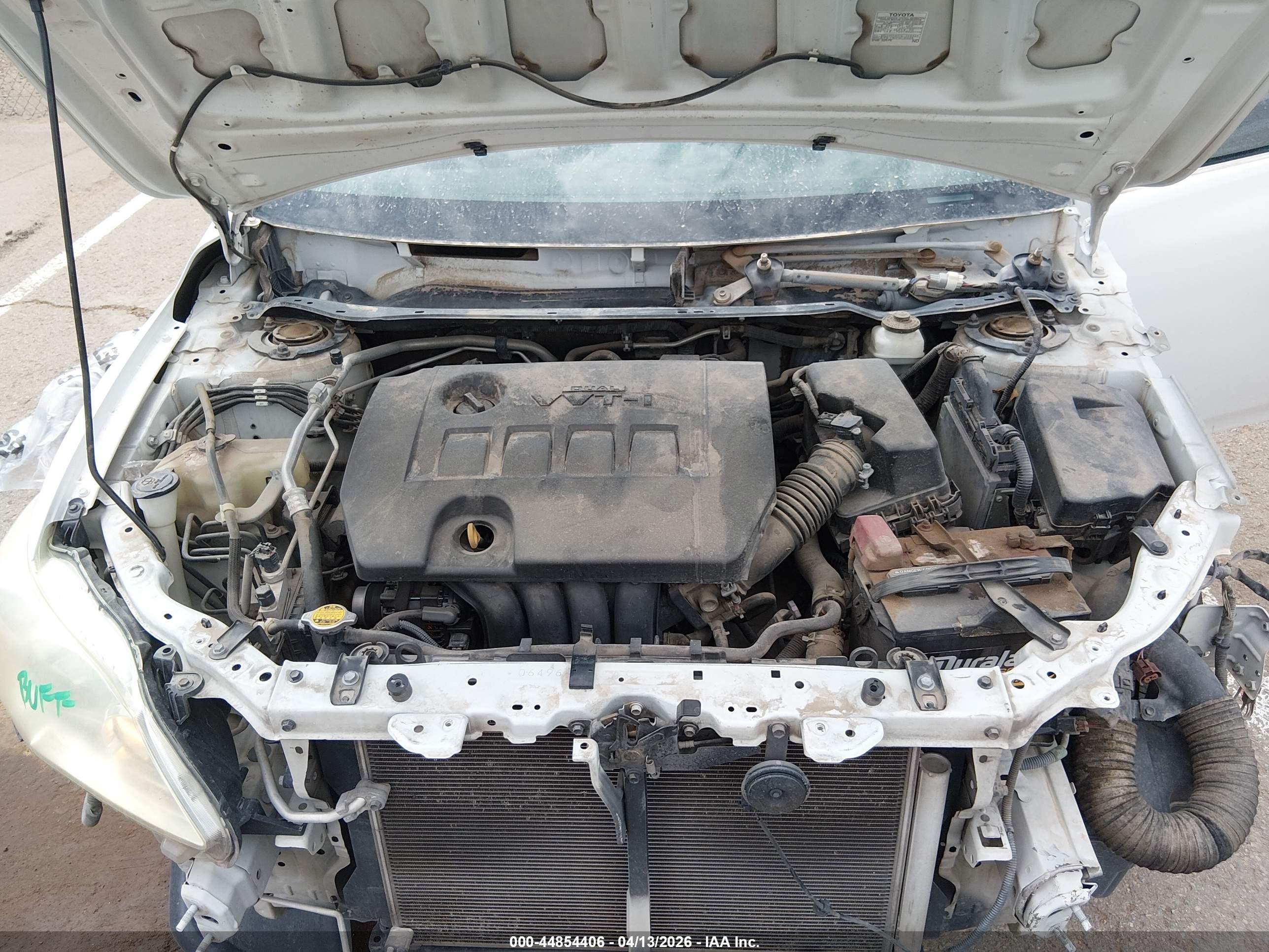 2013 Toyota Corolla Le White vin: 5YFBU4EE1DP157363