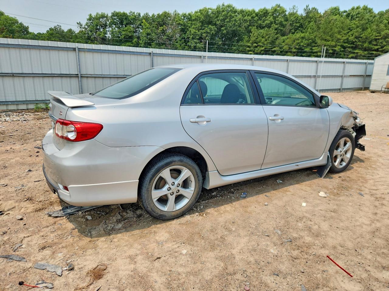 2013 Toyota Corolla S Серебряный vin: 5YFBU4EE1DP159209