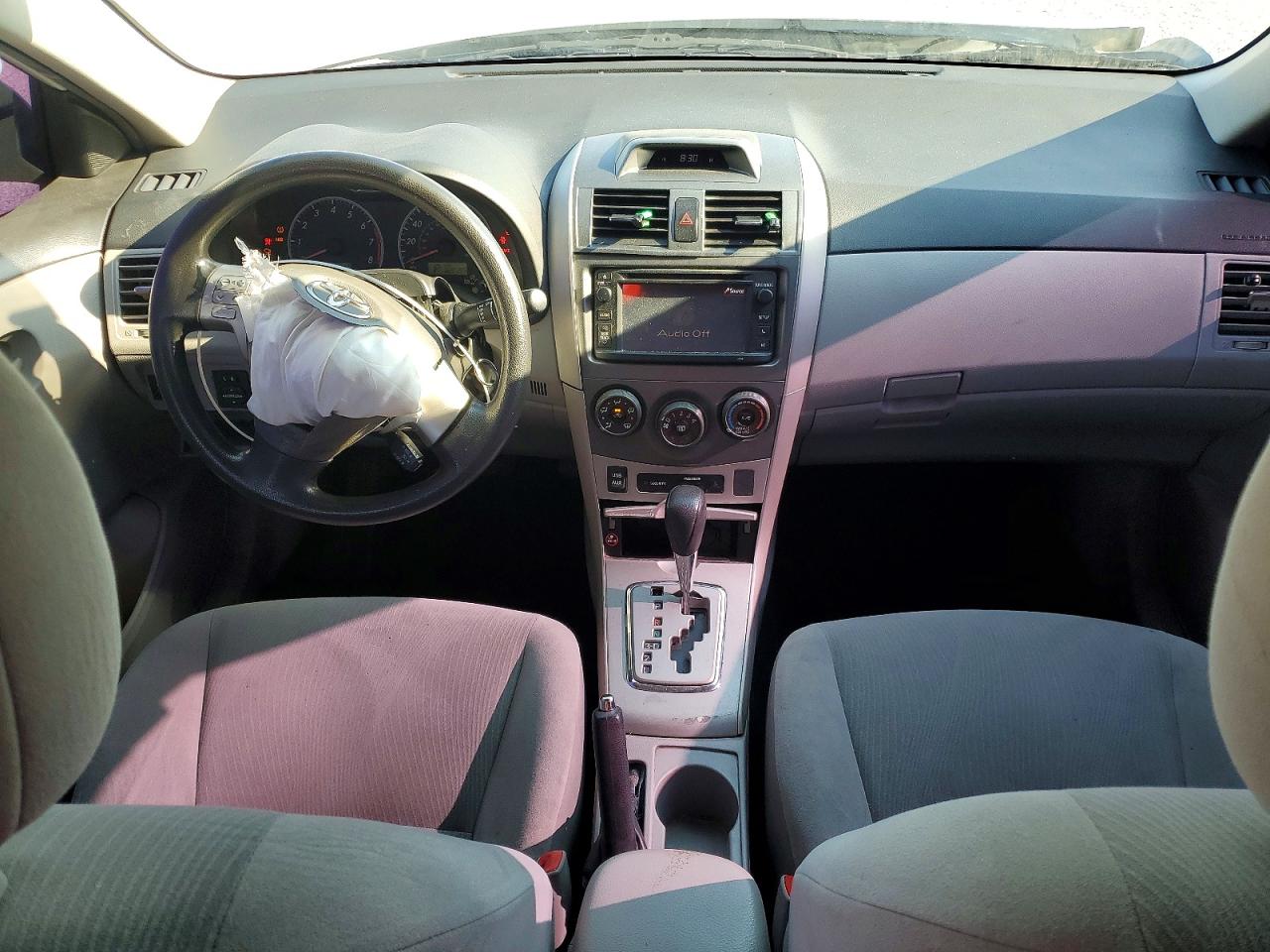 2013 Toyota Corolla White vin: 5YFBU4EE1DP159503