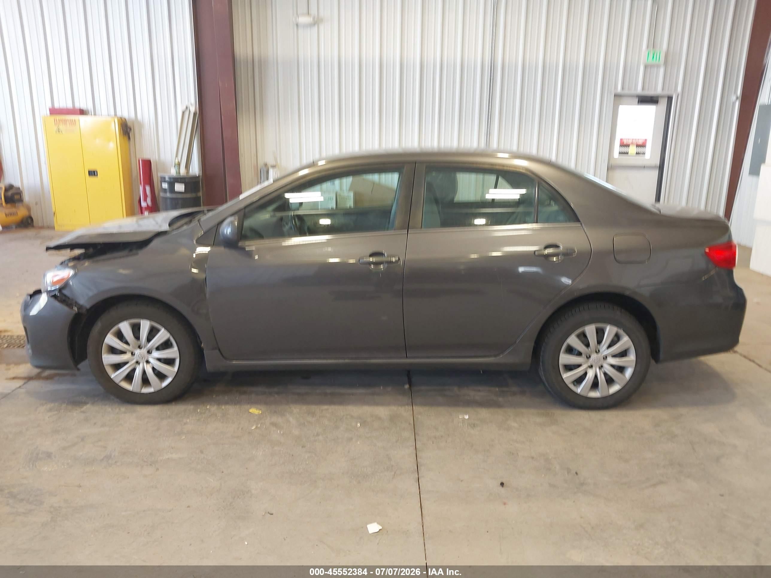 2013 Toyota Corolla Le Gray vin: 5YFBU4EE1DP159792
