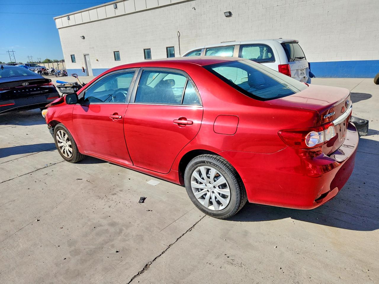 2013 Toyota Corolla Le Red vin: 5YFBU4EE1DP162871