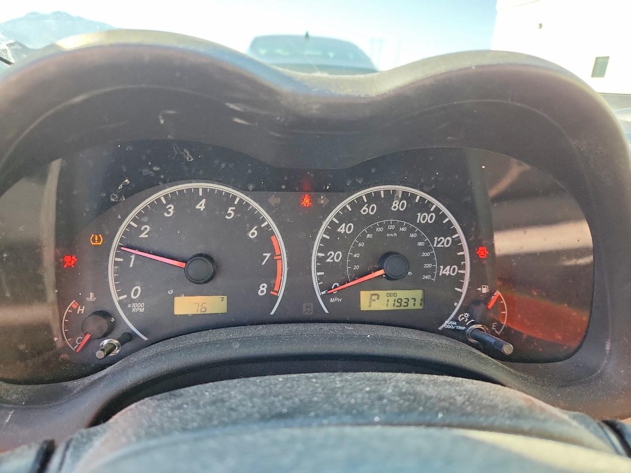 2013 Toyota Corolla Le Red vin: 5YFBU4EE1DP162871