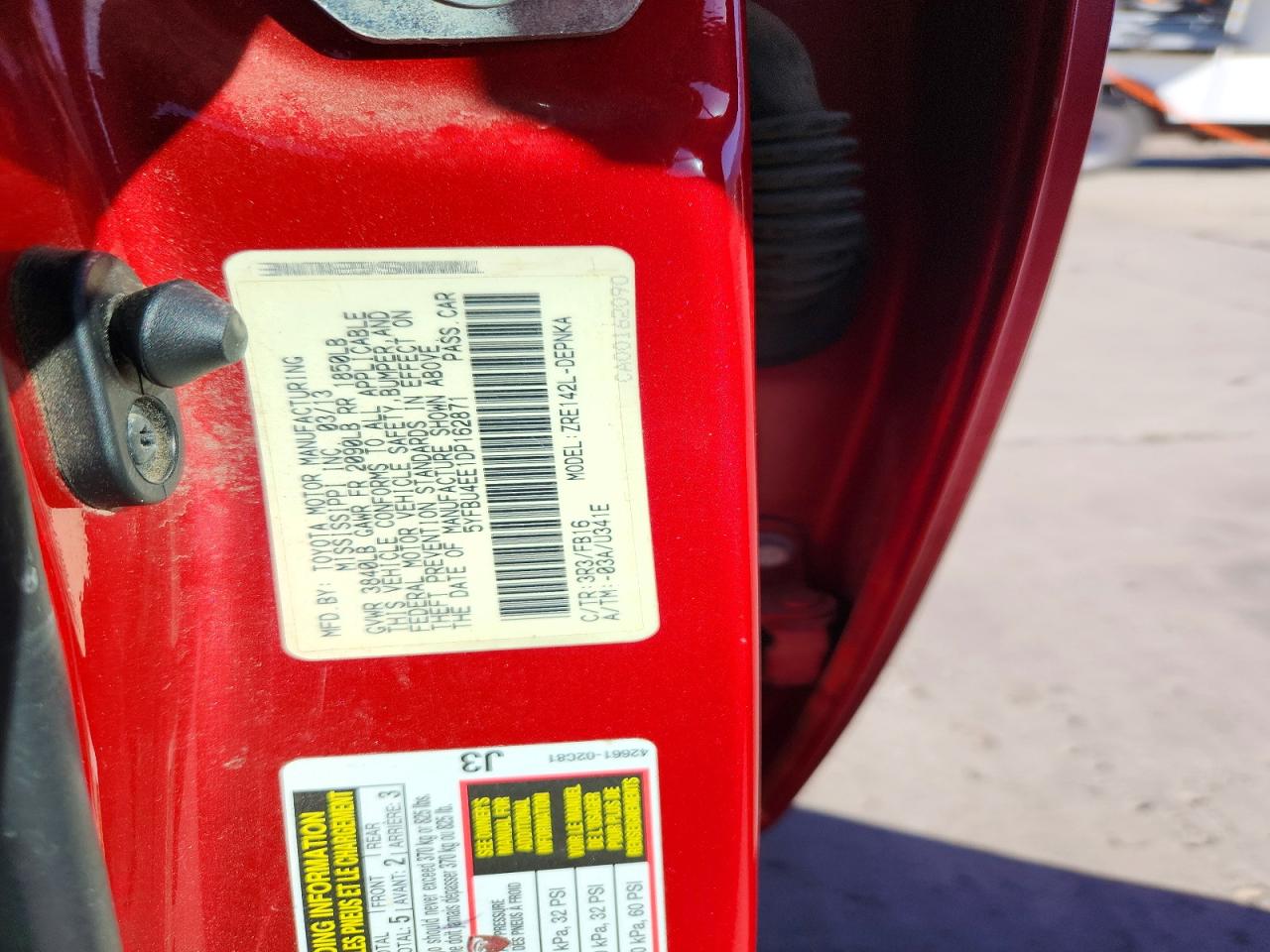 2013 Toyota Corolla Le Red vin: 5YFBU4EE1DP162871