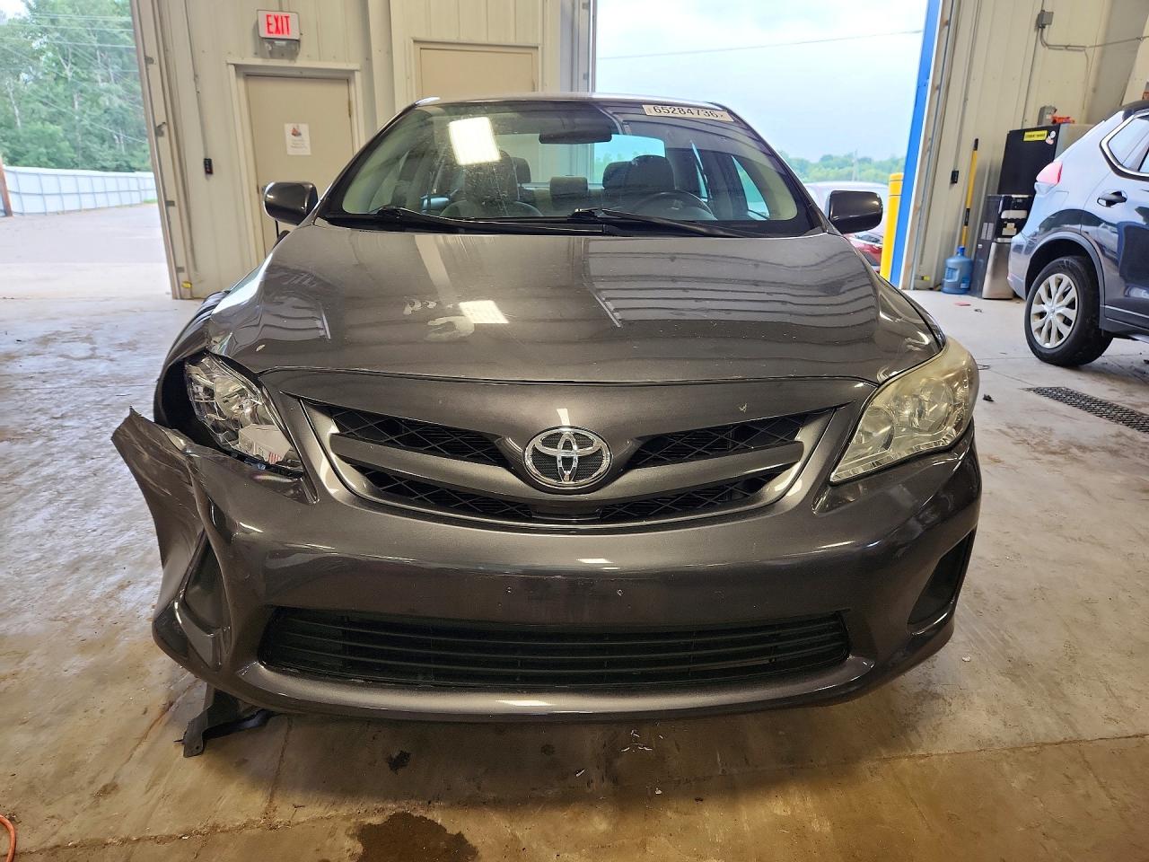 2013 Toyota Corolla L Charcoal vin: 5YFBU4EE1DP164796
