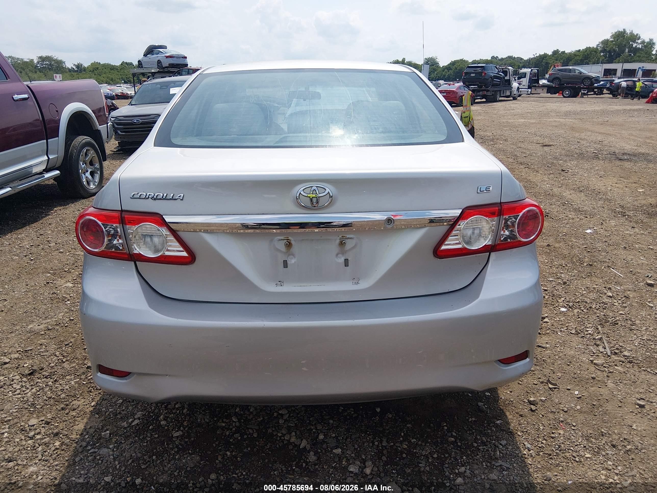 2013 Toyota Corolla Le Silver vin: 5YFBU4EE1DP166810