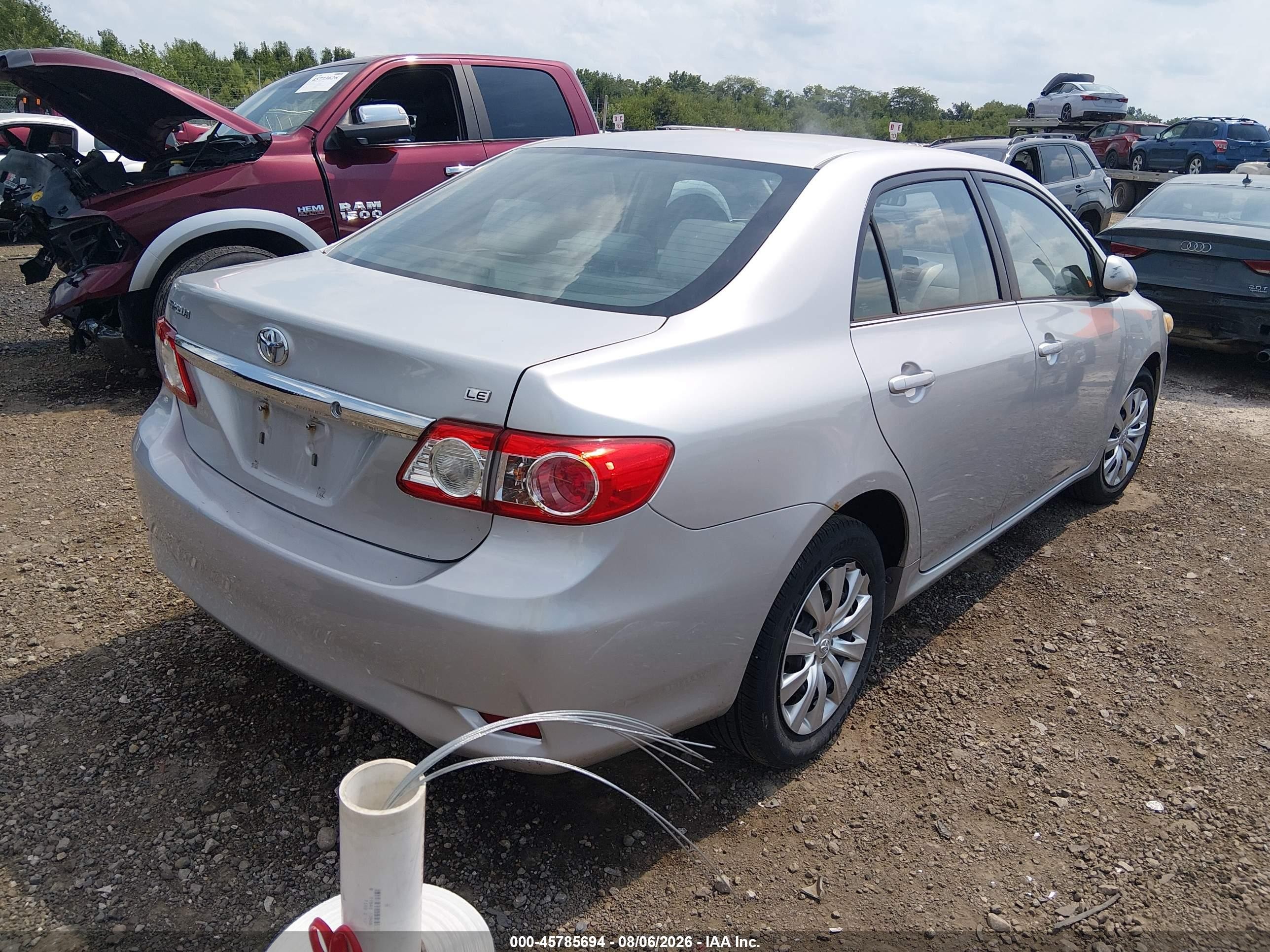 2013 Toyota Corolla Le Silver vin: 5YFBU4EE1DP166810