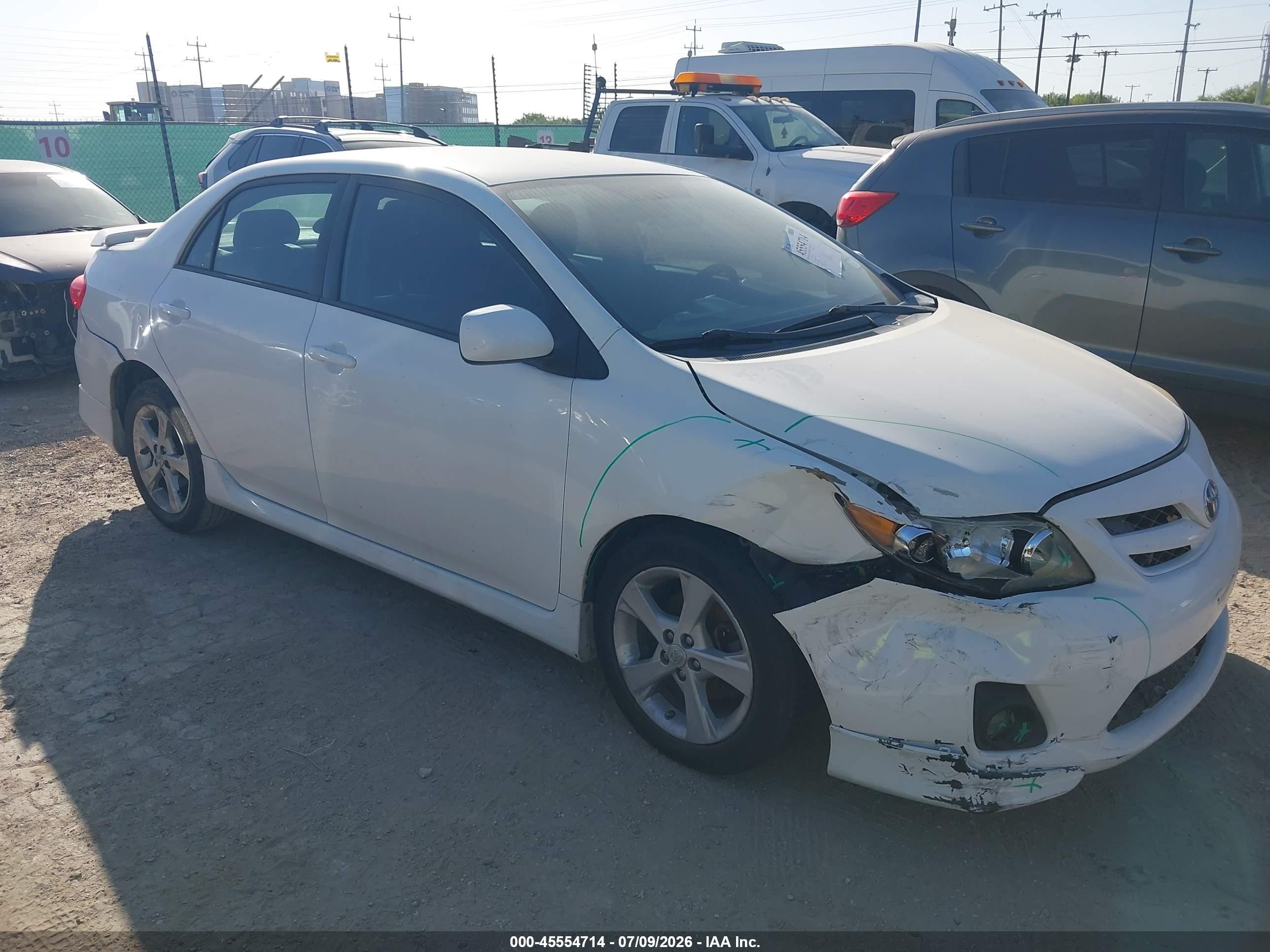2013 Toyota Corolla S White vin: 5YFBU4EE1DP167861