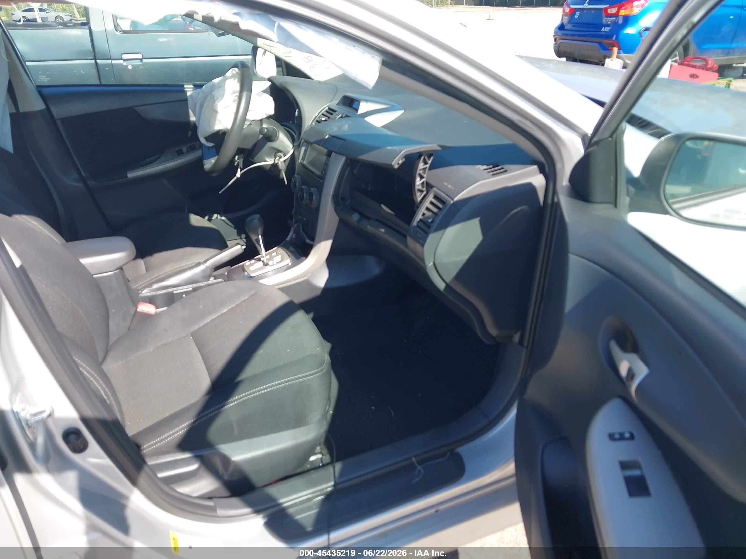 2013 Toyota Corolla S Silver vin: 5YFBU4EE1DP173871